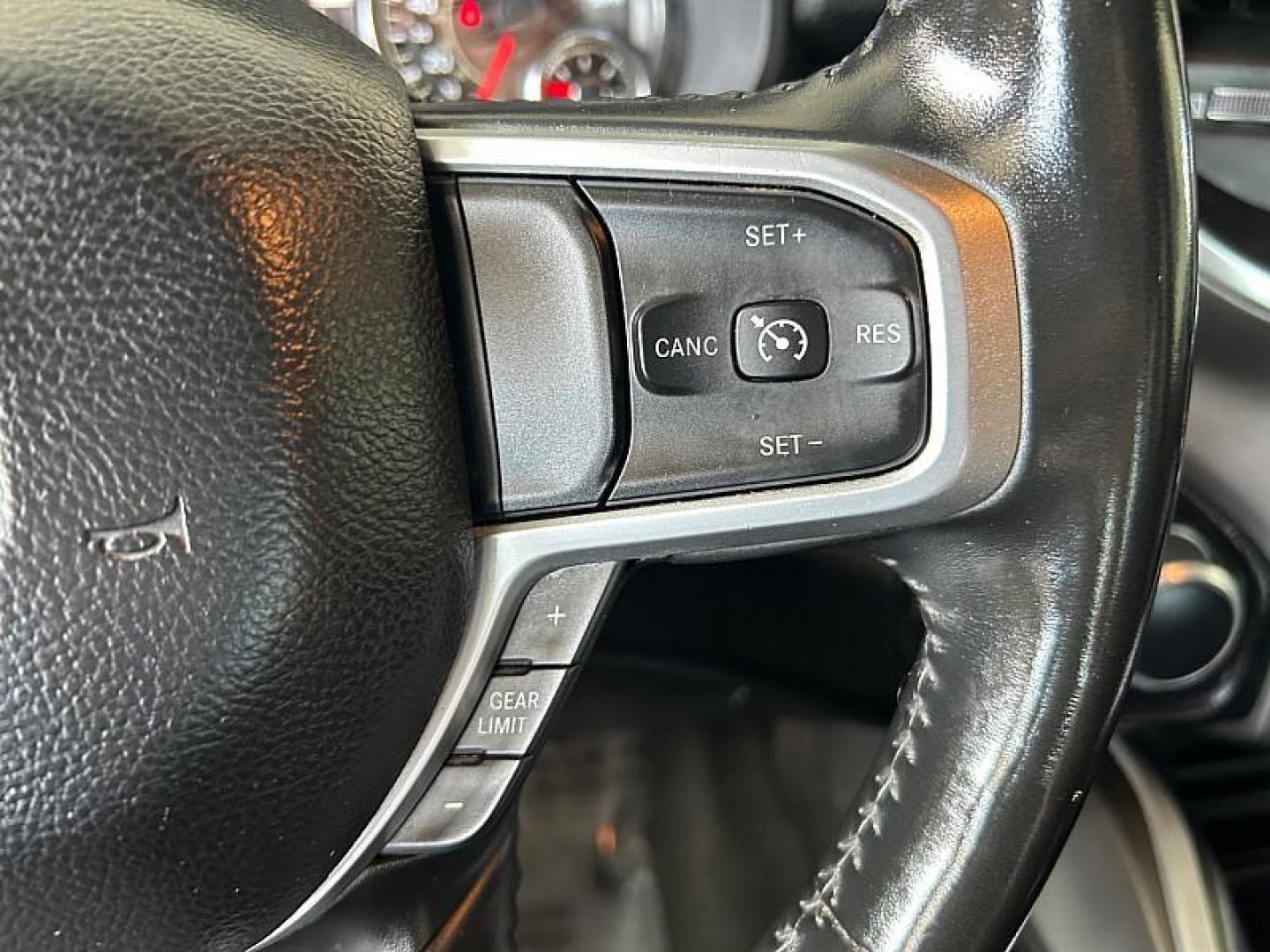 2021 SILVER Ram 1500 2WD (1C6RREFT7MN) with an 8-Cyl 5.7 Liter engine, Automatic 8-Spd transmission, located at 412 Auto Vista Drive, Palmdale, 93551, (661) 945-0620, 34.592636, -118.136681 - Photo#26