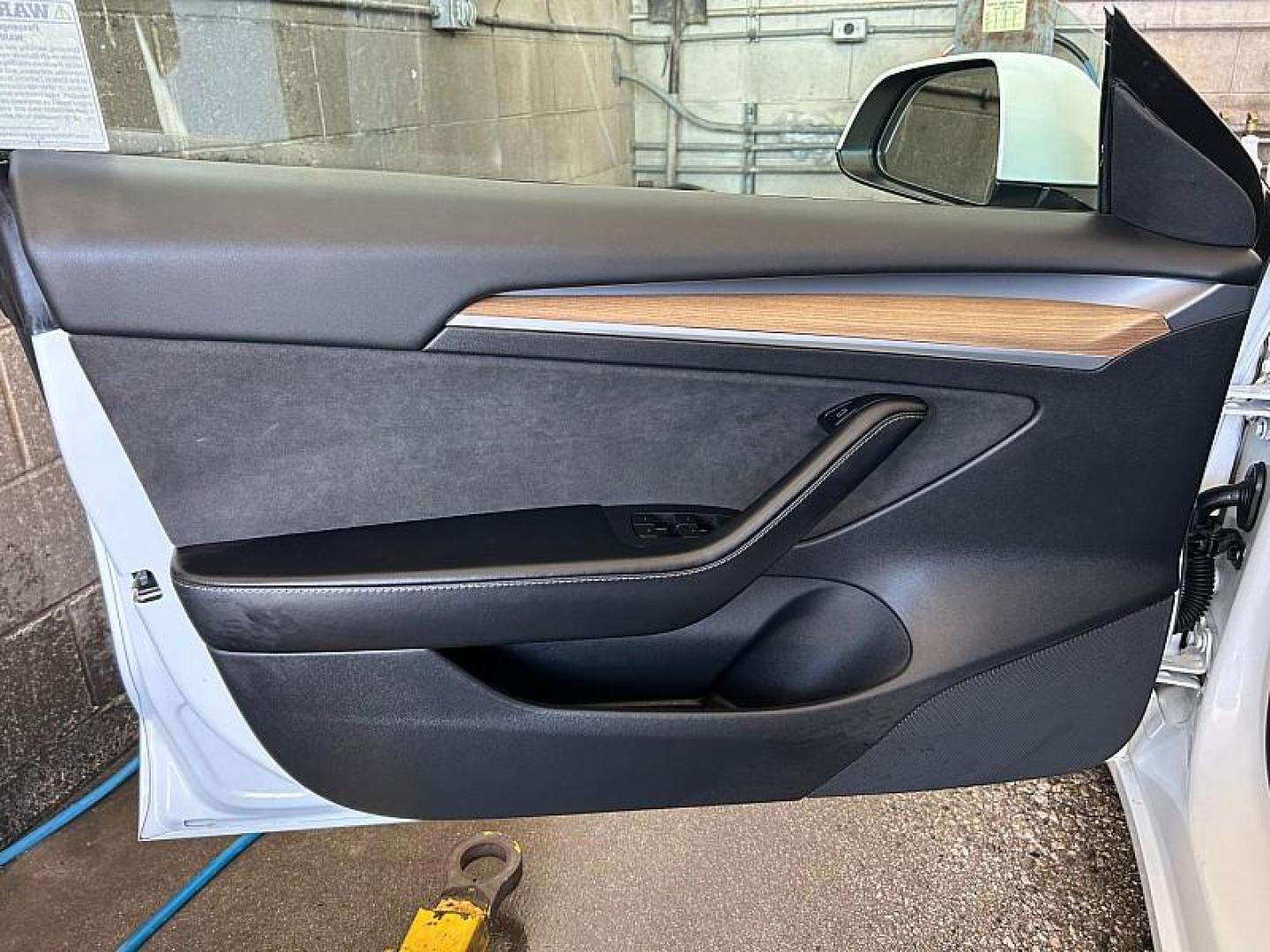 2021 WHITE Tesla Model 3 (5YJ3E1EA9MF) with an AC Electric Motor engine, Single-Speed Fixed Gear transmission, located at 412 Auto Vista Drive, Palmdale, 93551, (661) 945-0620, 34.592636, -118.136681 - Photo#35