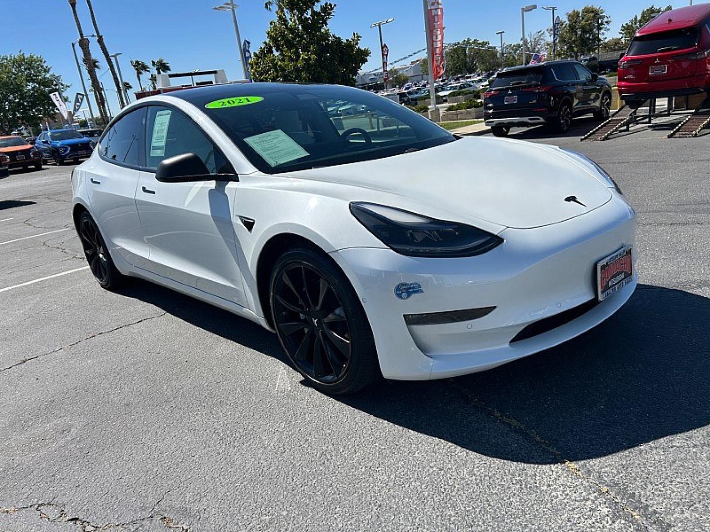 2021 White Tesla Model 3 (5YJ3E1EB6MF) with an Dual Electric Motors engine, Single-Speed Fixed Gear transmission, located at 412 Auto Vista Drive, Palmdale, 93551, (661) 945-0620, 34.592636, -118.136681- Photo#0