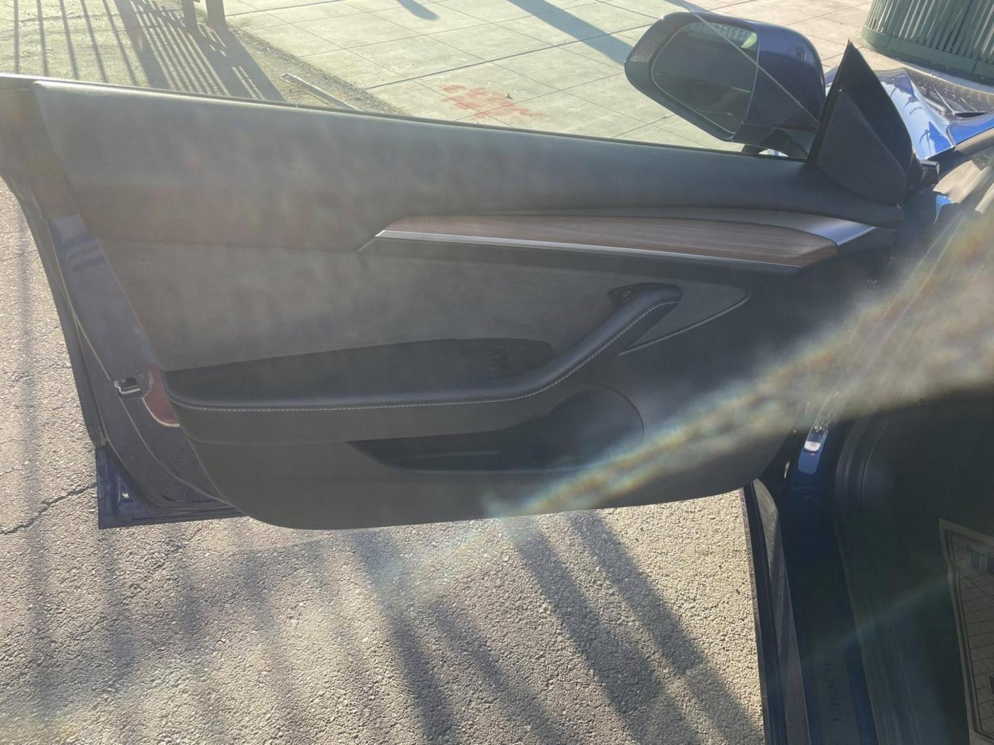 2021 Tesla Model 3 Standard Range Plus (5YJ3E1EA3MF) with an ELECTRIC engine, 1A transmission, located at 744 E Miner Ave, Stockton, CA, 95202, (209) 944-5770, 37.956863, -121.282082 - PLUS TAXES AND FEES NO CHARGER AVAILABLE - Photo#5