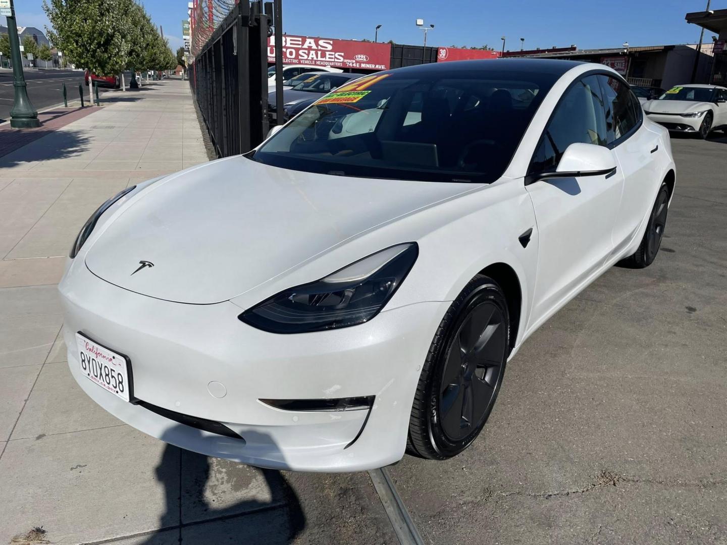 2021 Tesla Model 3 Standard Range Plus (5YJ3E1EA0MF) with an ELECTRIC engine, 1A transmission, located at 744 E Miner Ave, Stockton, CA, 95202, (209) 944-5770, 37.956863, -121.282082 - PLUS TAXES AND FEES NO CHARGER AVAILABLE - Photo#3