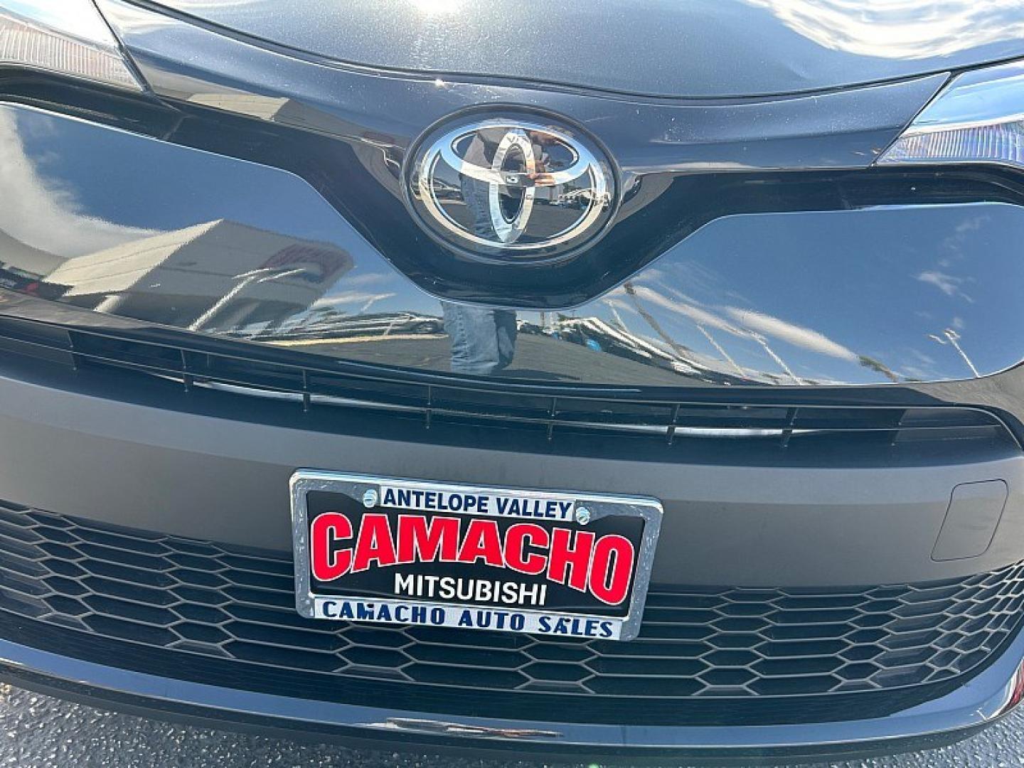 2021 BLACK Toyota C-HR (JTNKHMBX0M1) with an 4-Cyl 2.0 Liter engine, Automatic CVTi-S transmission, located at 412 Auto Vista Drive, Palmdale, 93551, (661) 945-0620, 34.592636, -118.136681- Photo#3