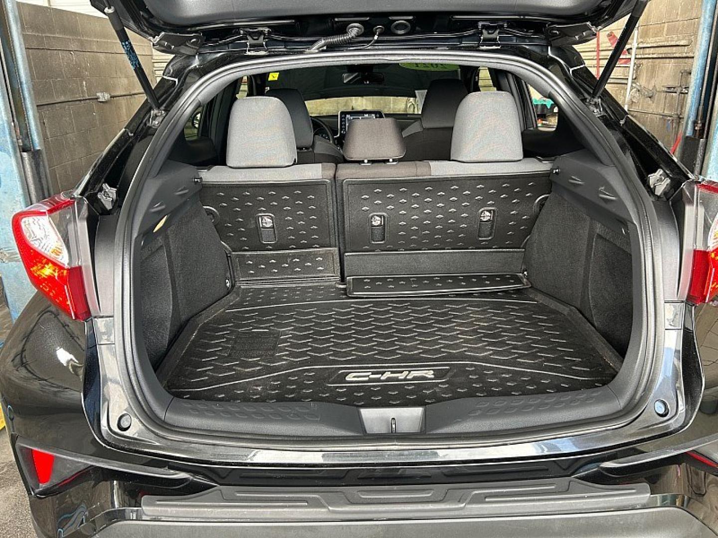 2021 BLACK Toyota C-HR (JTNKHMBX0M1) with an 4-Cyl 2.0 Liter engine, Automatic CVTi-S transmission, located at 412 Auto Vista Drive, Palmdale, 93551, (661) 945-0620, 34.592636, -118.136681- Photo#19