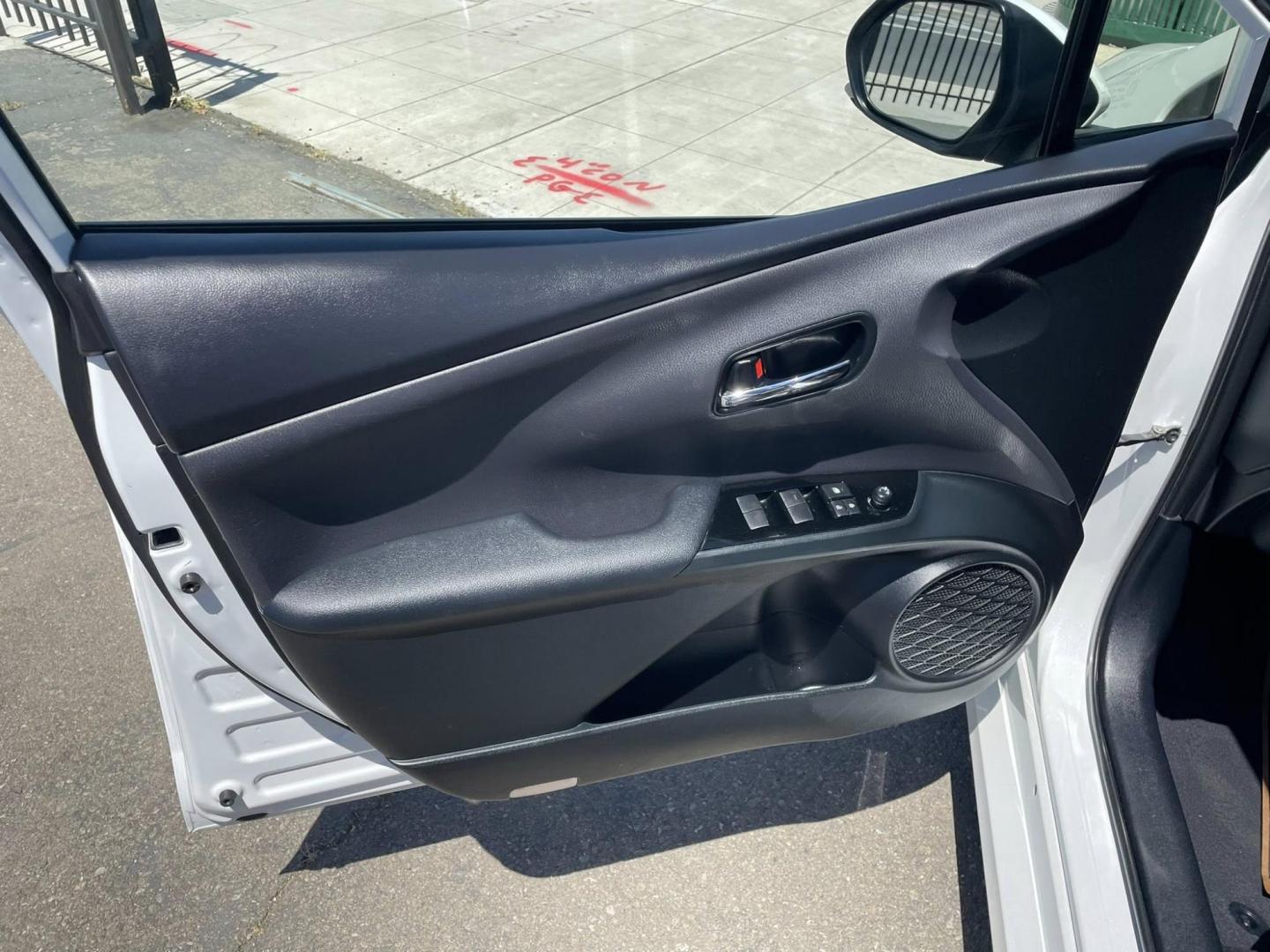 2021 Toyota Prius Prime LE (JTDKAMFP5M3) with an 1.8L L4 DOHC 16V HYBRID engine, CVT transmission, located at 744 E Miner Ave, Stockton, CA, 95202, (209) 944-5770, 37.956863, -121.282082 - PLUS TAXES AND FEES NO CHARGER AVAILABLE - Photo#5