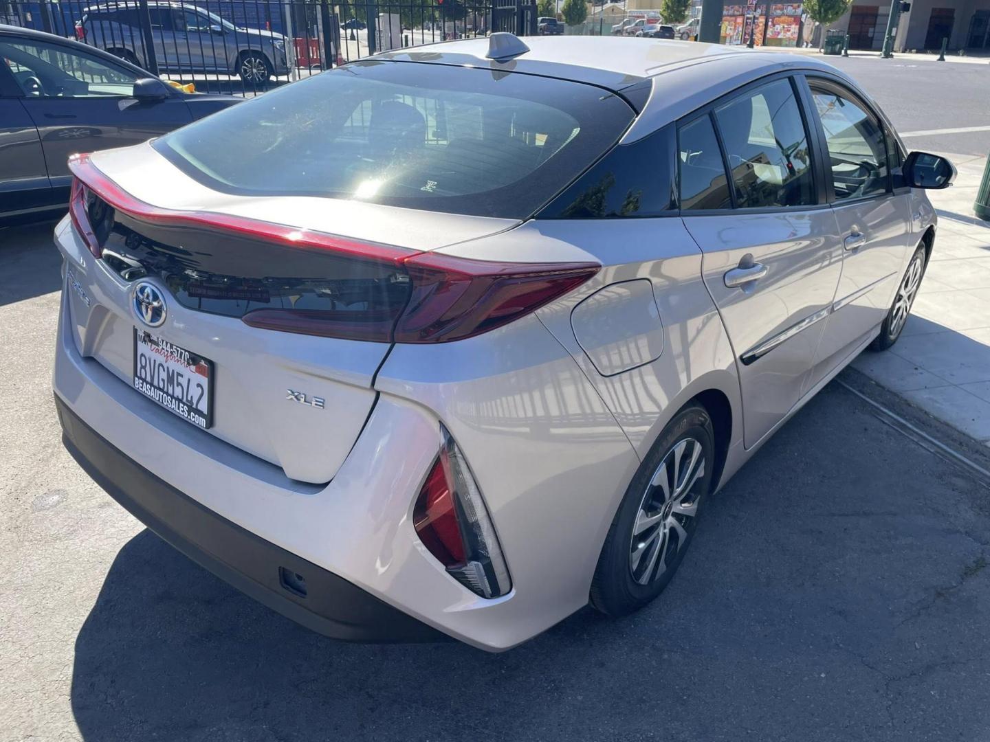 2021 Toyota Prius Prime LE (JTDKAMFP9M3) with an 1.8L L4 DOHC 16V HYBRID engine, CVT transmission, located at 744 E Miner Ave, Stockton, CA, 95202, (209) 944-5770, 37.956863, -121.282082 - PLUS TAXES AND FEES NO CHARGER AVAILABLE - Photo#10