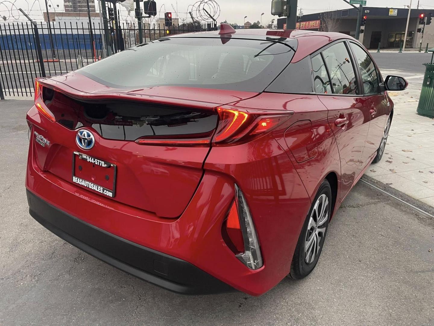 2021 Toyota Prius Prime LE (JTDKAMFPXM3) with an 1.8L L4 DOHC 16V HYBRID engine, CVT transmission, located at 744 E Miner Ave, Stockton, CA, 95202, (209) 944-5770, 37.956863, -121.282082 - PLUS TAXES AND FEES - Photo#8