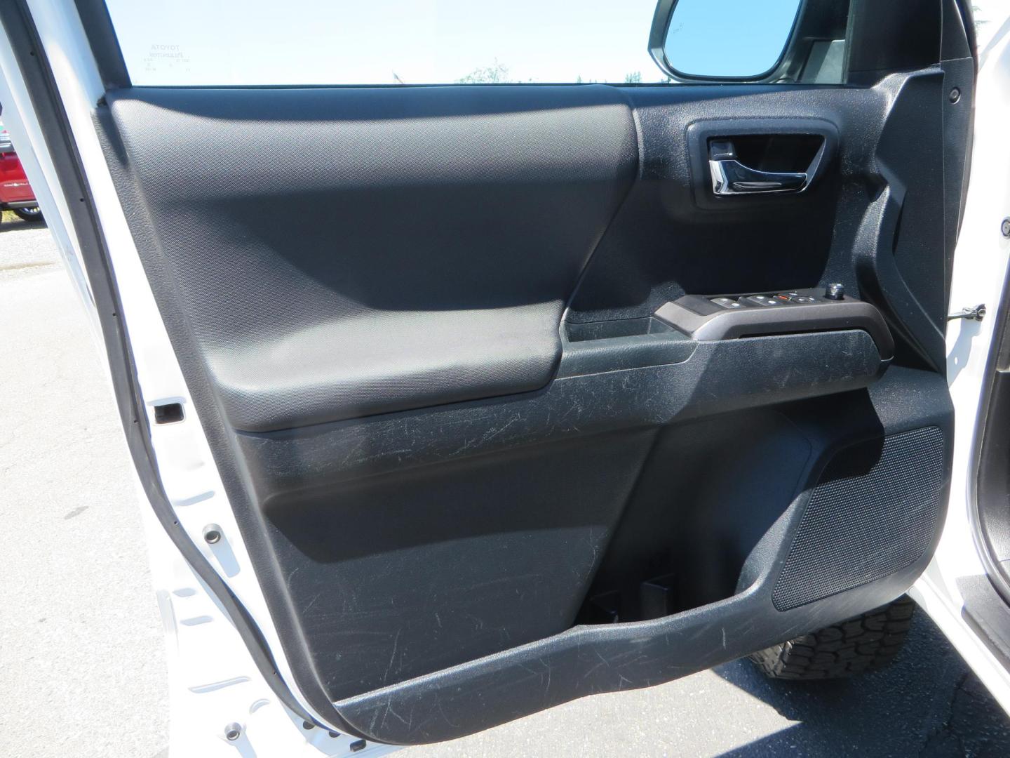 2021 Toyota Tacoma TRD Sport Double Cab Long Bed V6 6AT 4WD (3TYCZ5AN5MT) with an 3.5L V6 DOHC 24V engine, 6A transmission, located at 2630 Grass Valley Highway, Auburn, CA, 95603, (530) 508-5100, 38.937893, -121.095482 - KING REMOTE RESERVOIR COILOVERS and REAR SHOCKS, CAMBURG UPPER CONTROL ARMS, METHOD NV WHEELS, NITTO TERRA GRAPPLER TIRES, ROCK SLIDE ENGINEERING FRONT CUT OUT BUMPER - Photo#31