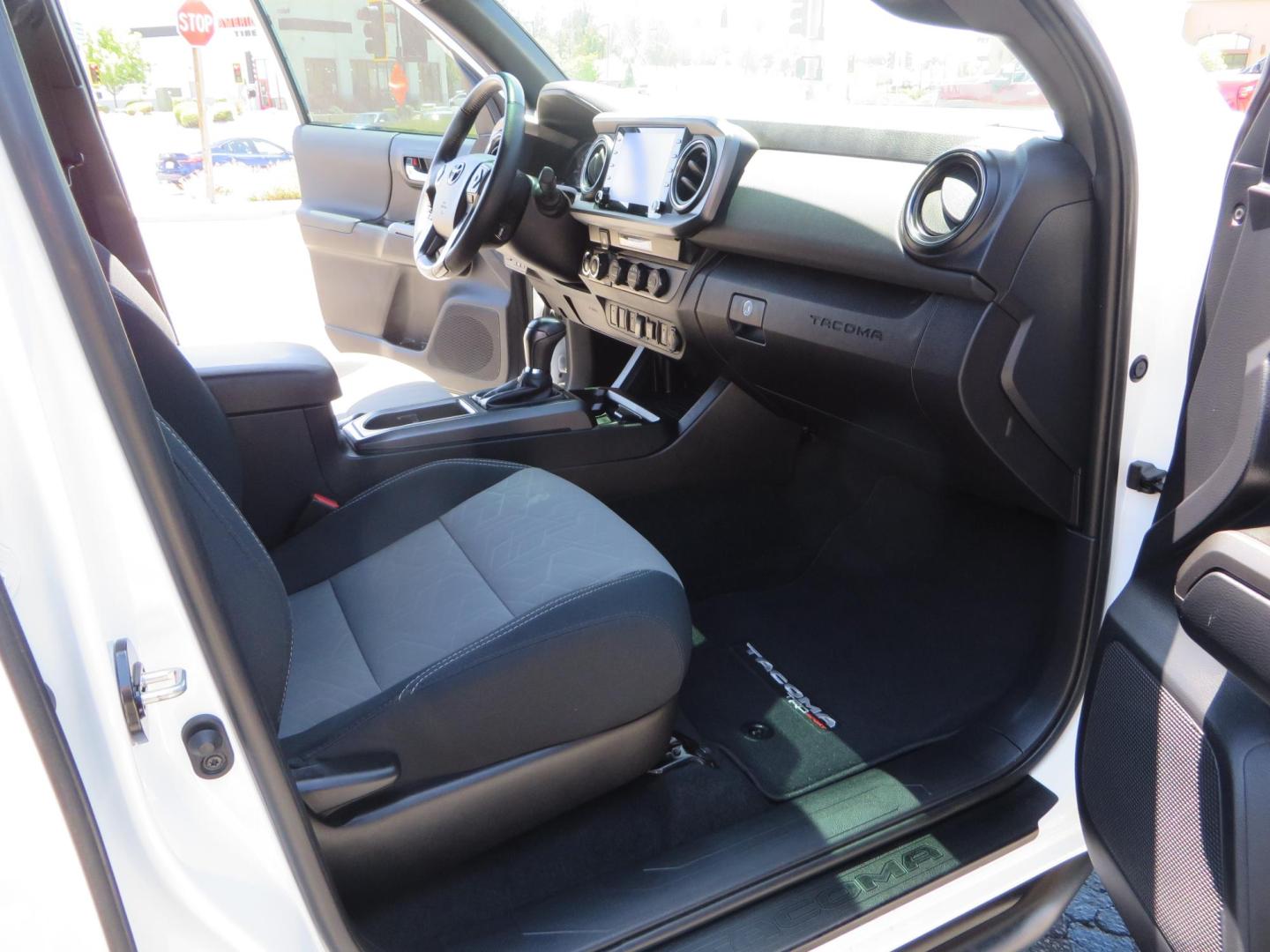 2021 White Toyota Tacoma SR5 Double Cab V6 6AT 4WD (3TMCZ5AN1MM) with an 3.5L V6 DOHC 24V engine, 6A transmission, located at 2630 Grass Valley Highway, Auburn, CA, 95603, (530) 508-5100, 38.937893, -121.095482 - Icon Vehicle Dynamics remote reservoir coilovers and shocks, Icon Upper control arms, 1552 wheels, Toyo AT3 tires, Rock Sliders, Victory 4x4 roof and camper shell rack, Leer Camper shell, Banks Idash. - Photo#55