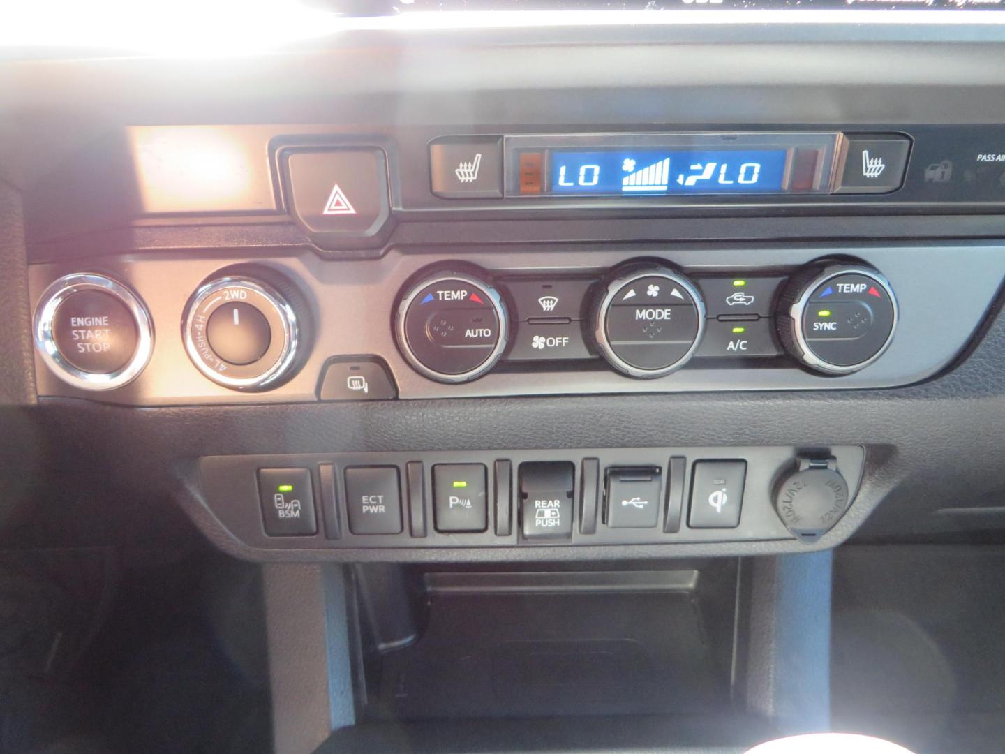 2021 White Toyota Tacoma SR5 Double Cab V6 6AT 4WD (3TYCZ5AN8MT) with an 3.5L V6 DOHC 24V engine, 6A transmission, located at 2630 Grass Valley Highway, Auburn, CA, 95603, (530) 508-5100, 38.937893, -121.095482 - Leveled Tacoma sitting on 18" Fuel wheels, Toyo RT tires, and window tint. - Photo#25