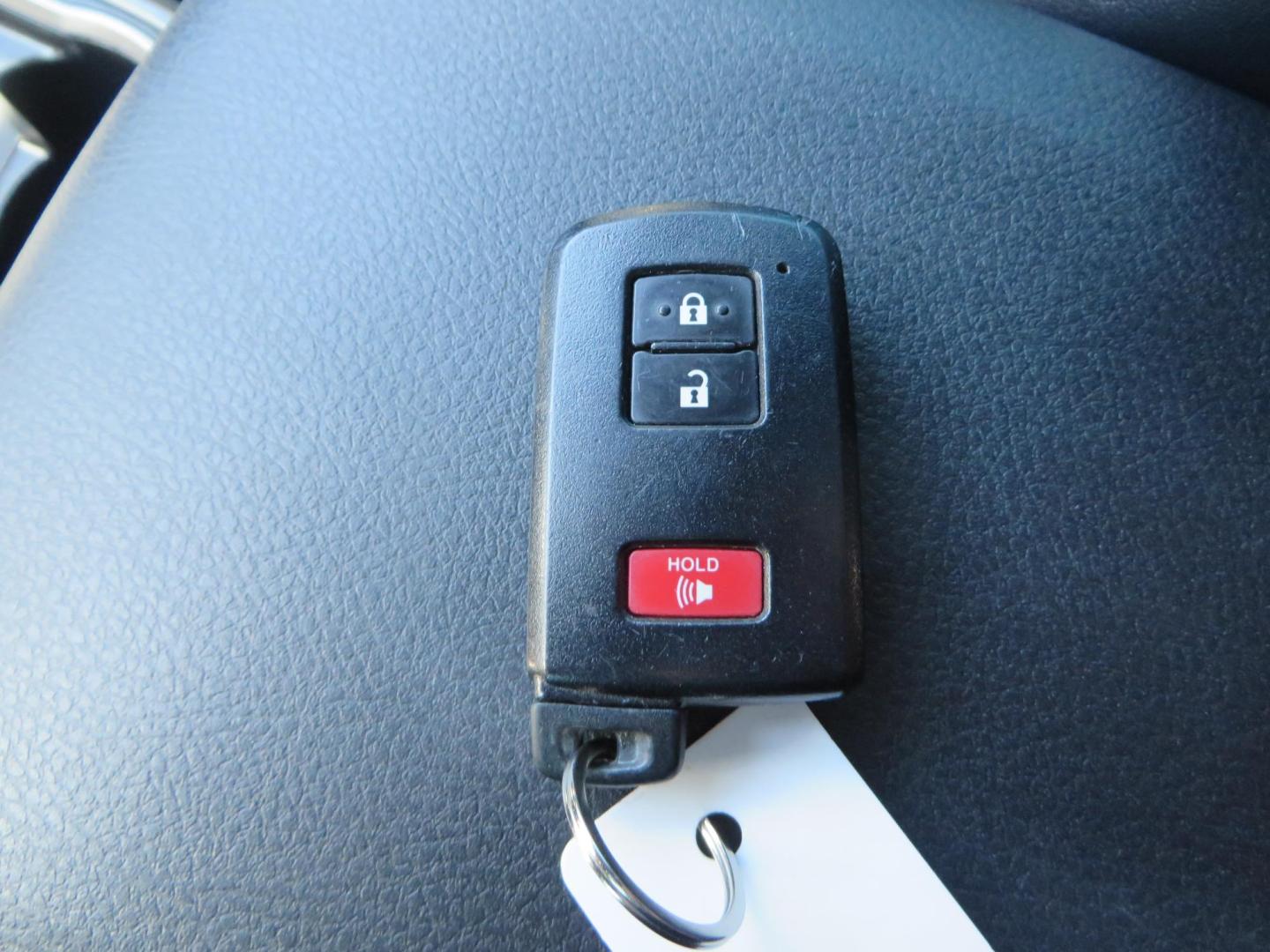 2021 White Toyota Tacoma SR5 Double Cab V6 6AT 4WD (3TYCZ5AN8MT) with an 3.5L V6 DOHC 24V engine, 6A transmission, located at 2630 Grass Valley Highway, Auburn, CA, 95603, (530) 508-5100, 38.937893, -121.095482 - Leveled Tacoma sitting on 18" Fuel wheels, Toyo RT tires, and window tint. - Photo#28