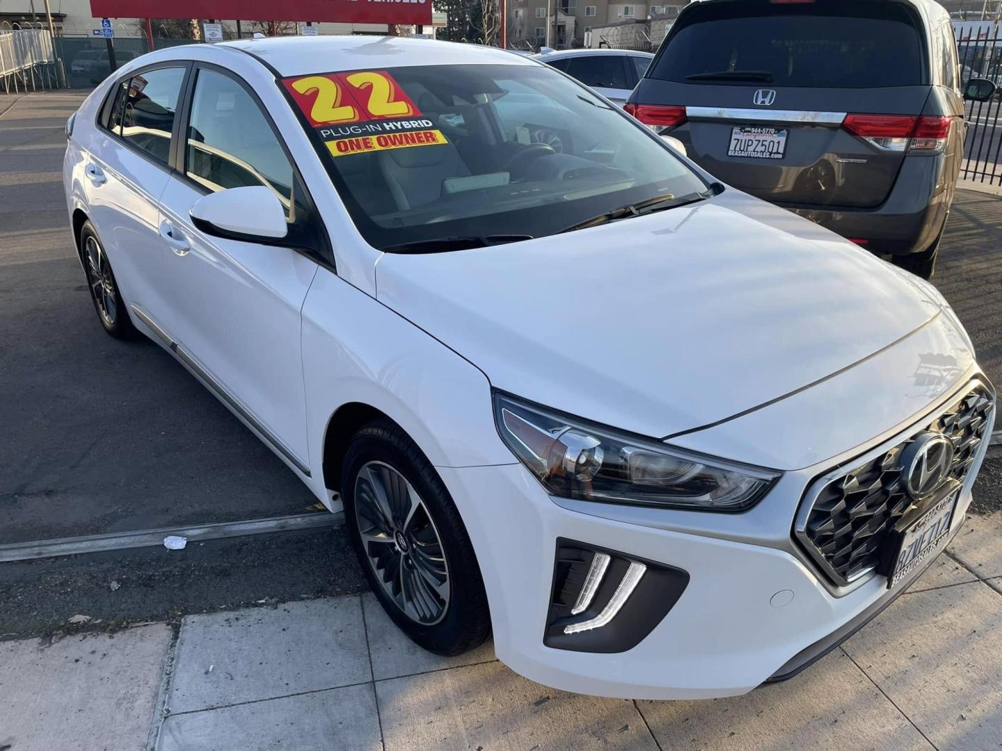 2022 Hyundai Ioniq Plug-In Hybrid SE (KMHC65LD6NU) with an 1.6L L4 DOHC 16V HYBRID engine, 6A transmission, located at 744 E Miner Ave, Stockton, CA, 95202, (209) 944-5770, 37.956863, -121.282082 - PLUS TAXES AND FEES - Photo#1