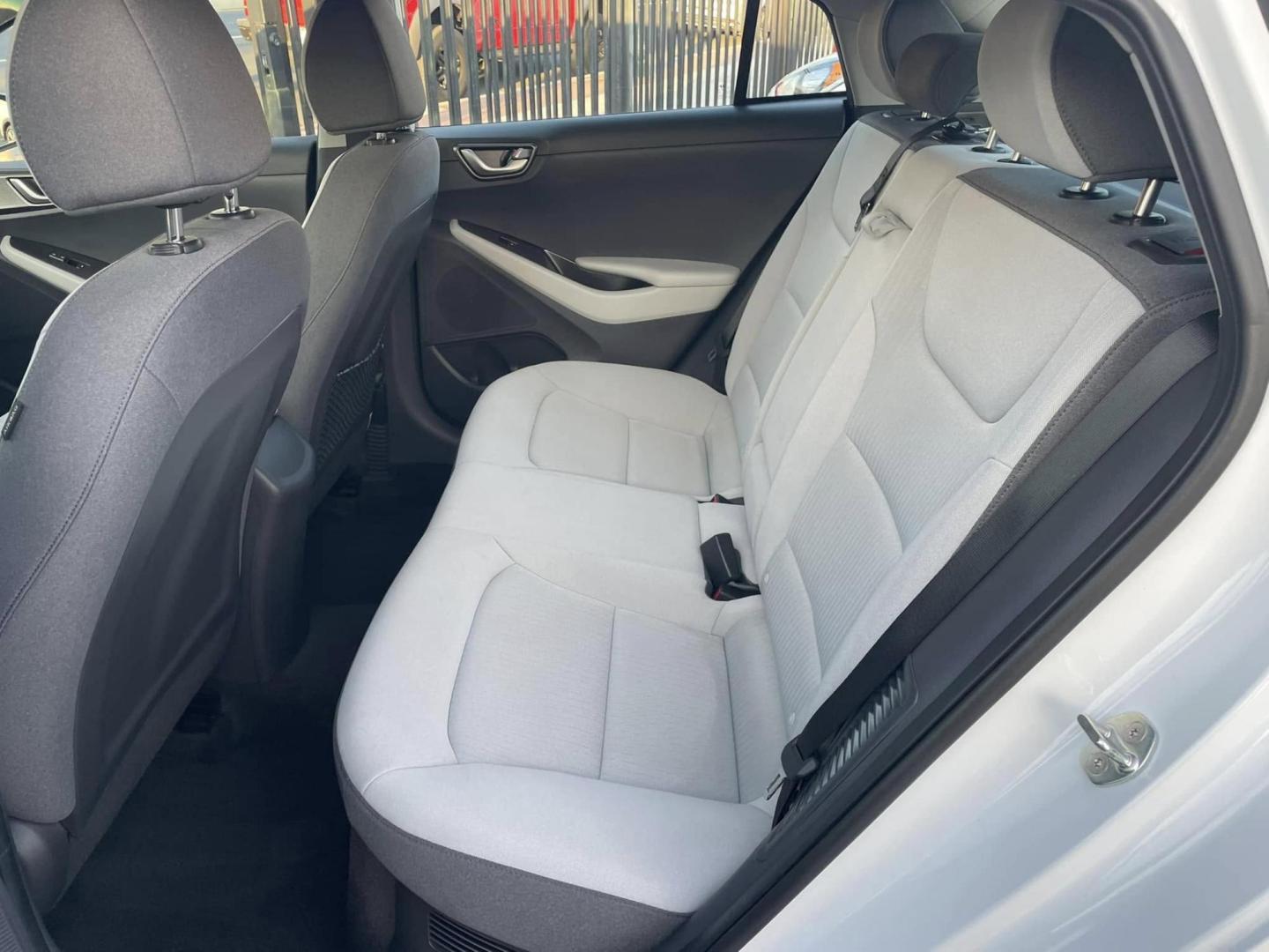 2022 Hyundai Ioniq Plug-In Hybrid SE (KMHC65LD6NU) with an 1.6L L4 DOHC 16V HYBRID engine, 6A transmission, located at 744 E Miner Ave, Stockton, CA, 95202, (209) 944-5770, 37.956863, -121.282082 - PLUS TAXES AND FEES - Photo#10