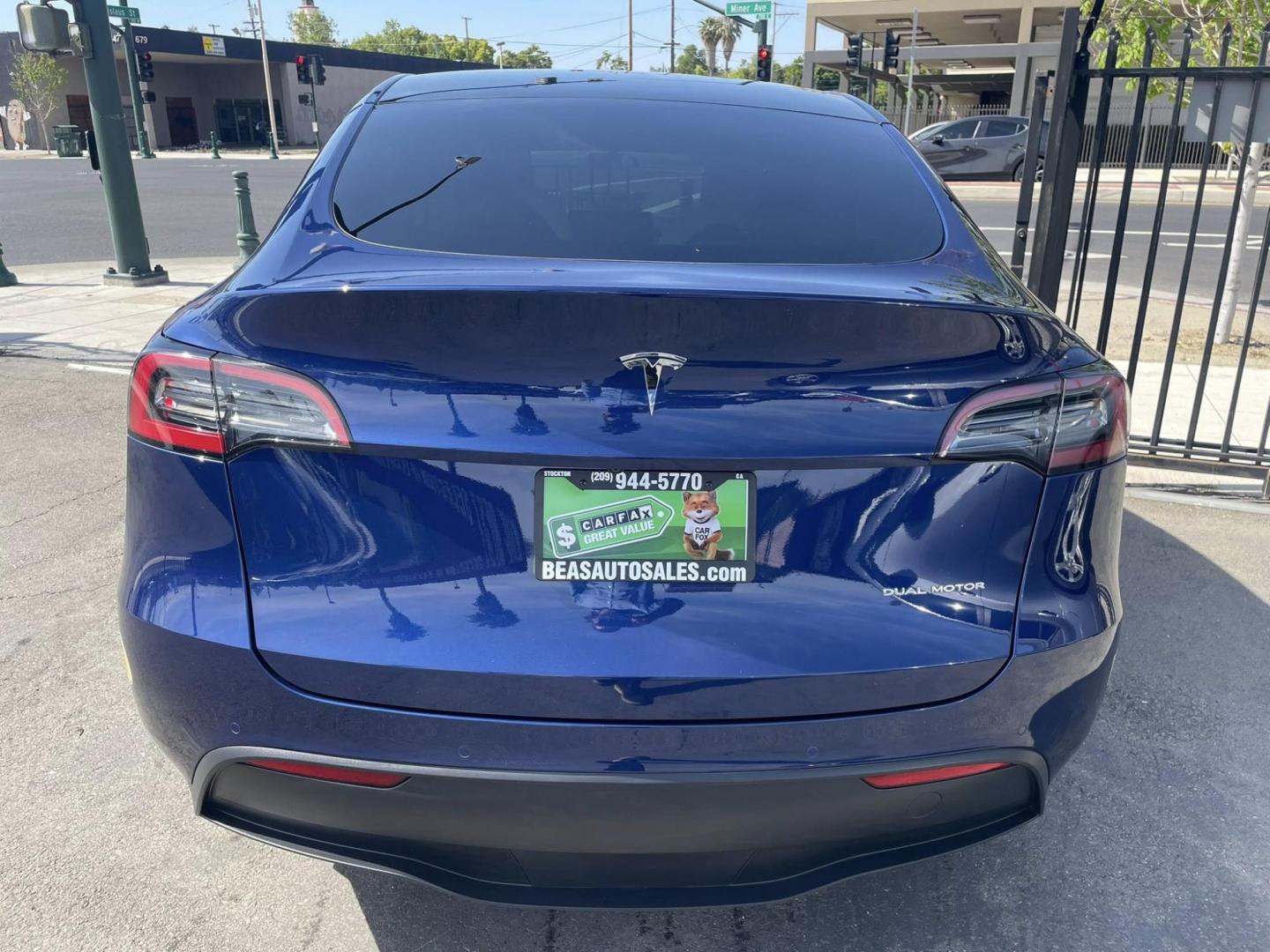 2022 Blue Tesla Model Y Long Range (7SAYGDEE7NF) with an ELECTRIC engine, 1A transmission, located at 744 E Miner Ave, Stockton, CA, 95202, (209) 944-5770, 37.956863, -121.282082 - PLUS TAXES AND FEES NO CHARGER AVAILABLE - Photo#13