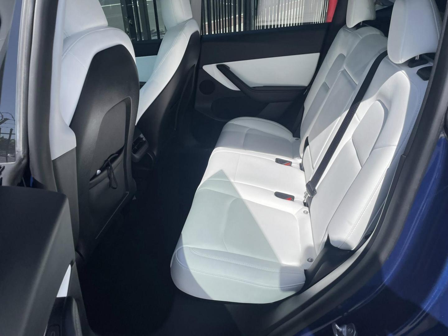 2022 Blue Tesla Model Y Long Range (7SAYGDEE7NF) with an ELECTRIC engine, 1A transmission, located at 744 E Miner Ave, Stockton, CA, 95202, (209) 944-5770, 37.956863, -121.282082 - PLUS TAXES AND FEES NO CHARGER AVAILABLE - Photo#10