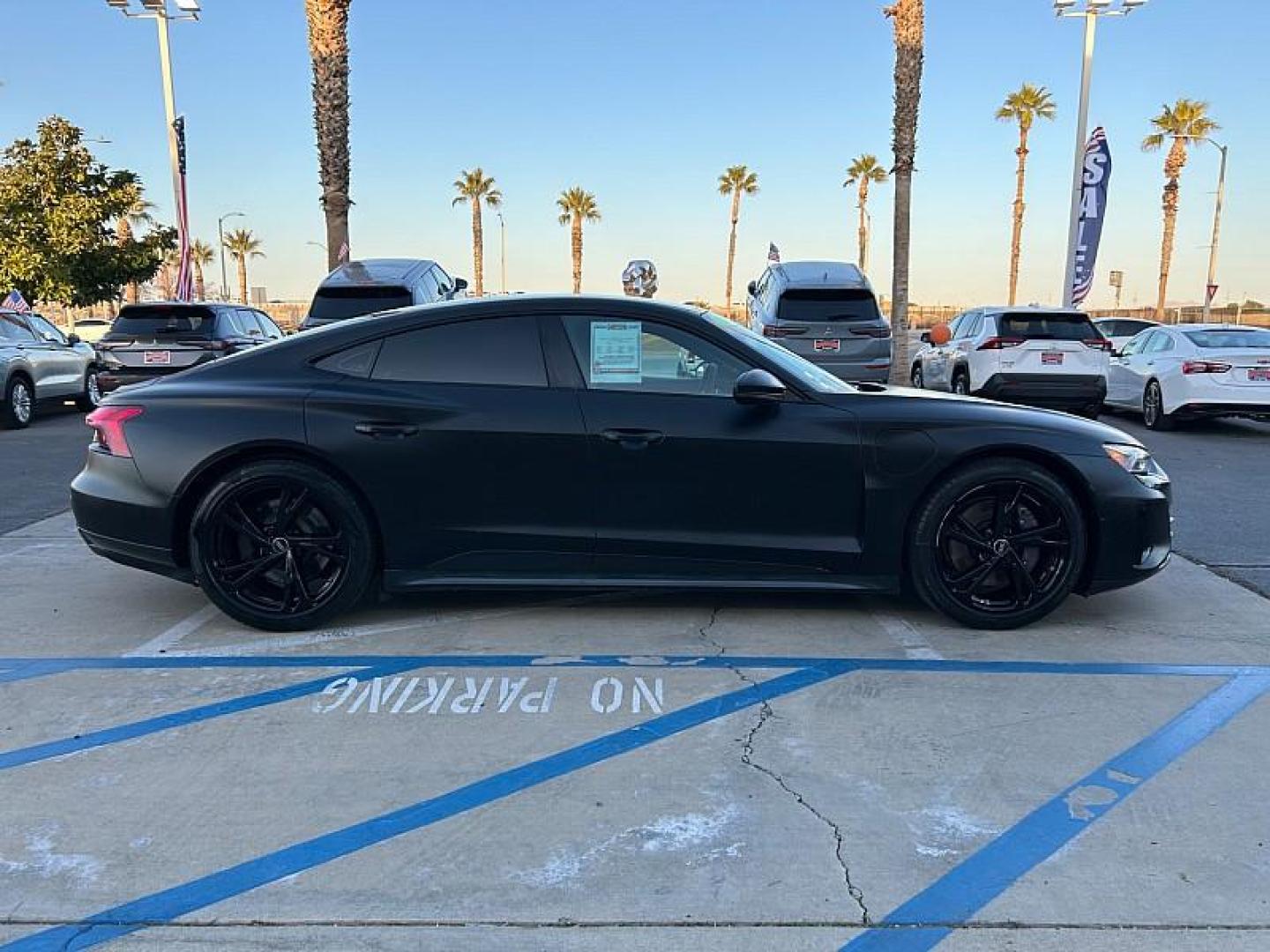 2022 BLACK Audi e-tron GT (WAUFJBFW6N7) with an Dual AC Electric Motors engine, Single-Speed Fixed Gear transmission, located at 412 Auto Vista Drive, Palmdale, 93551, (661) 945-0620, 34.592636, -118.136681 - Photo#4