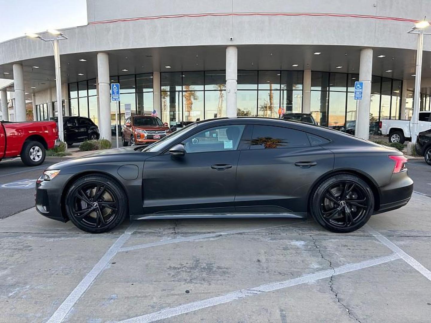 2022 BLACK Audi e-tron GT (WAUFJBFW6N7) with an Dual AC Electric Motors engine, Single-Speed Fixed Gear transmission, located at 412 Auto Vista Drive, Palmdale, 93551, (661) 945-0620, 34.592636, -118.136681 - Photo#8