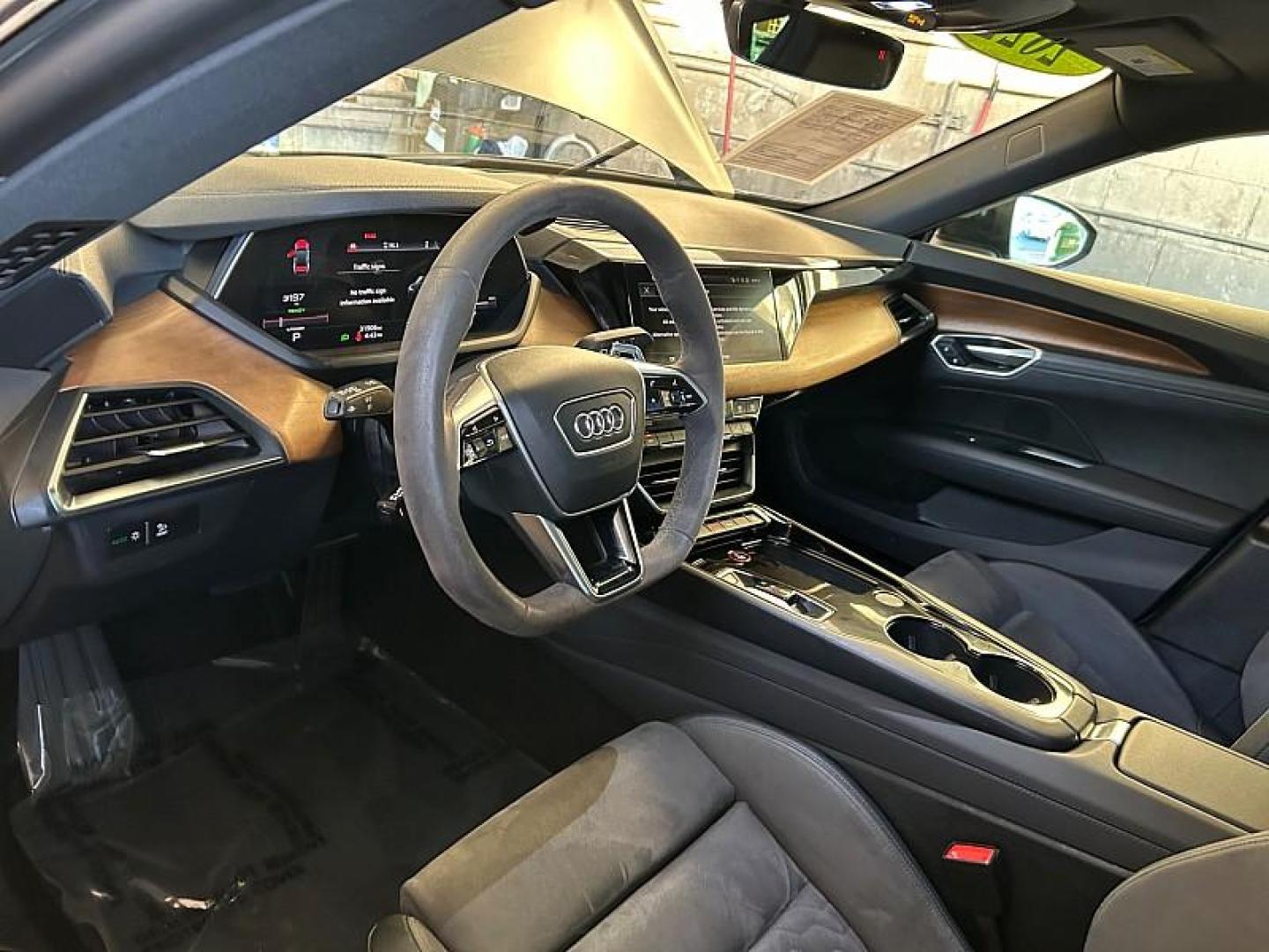 2022 BLACK Audi e-tron GT (WAUFJBFW6N7) with an Dual AC Electric Motors engine, Single-Speed Fixed Gear transmission, located at 412 Auto Vista Drive, Palmdale, 93551, (661) 945-0620, 34.592636, -118.136681 - Photo#17