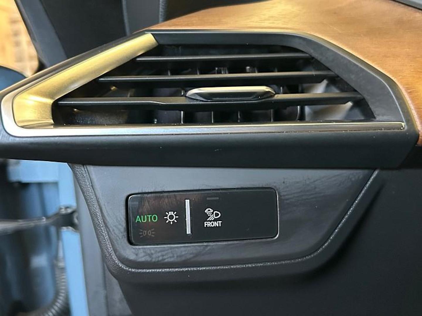 2022 BLACK Audi e-tron GT (WAUFJBFW6N7) with an Dual AC Electric Motors engine, Single-Speed Fixed Gear transmission, located at 412 Auto Vista Drive, Palmdale, 93551, (661) 945-0620, 34.592636, -118.136681 - Photo#24