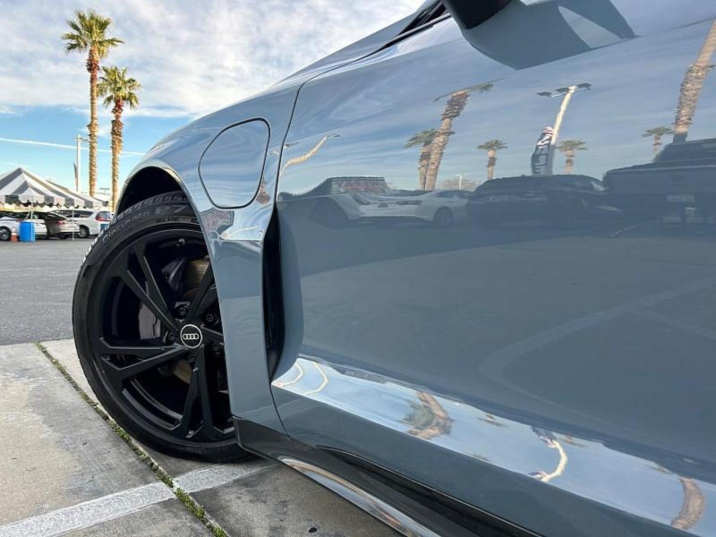 2022 GRAY Audi e-tron GT (WAUFJBFW6N7) with an Dual AC Electric Motors engine, Single-Speed Fixed Gear transmission, located at 412 Auto Vista Drive, Palmdale, 93551, (661) 945-0620, 34.592636, -118.136681- Photo#7