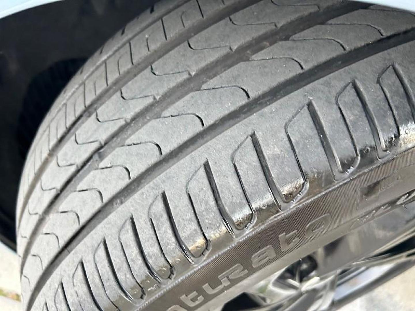 2022 GRAY Audi e-tron GT (WAUFJBFW6N7) with an Dual AC Electric Motors engine, Single-Speed Fixed Gear transmission, located at 412 Auto Vista Drive, Palmdale, 93551, (661) 945-0620, 34.592636, -118.136681- Photo#18
