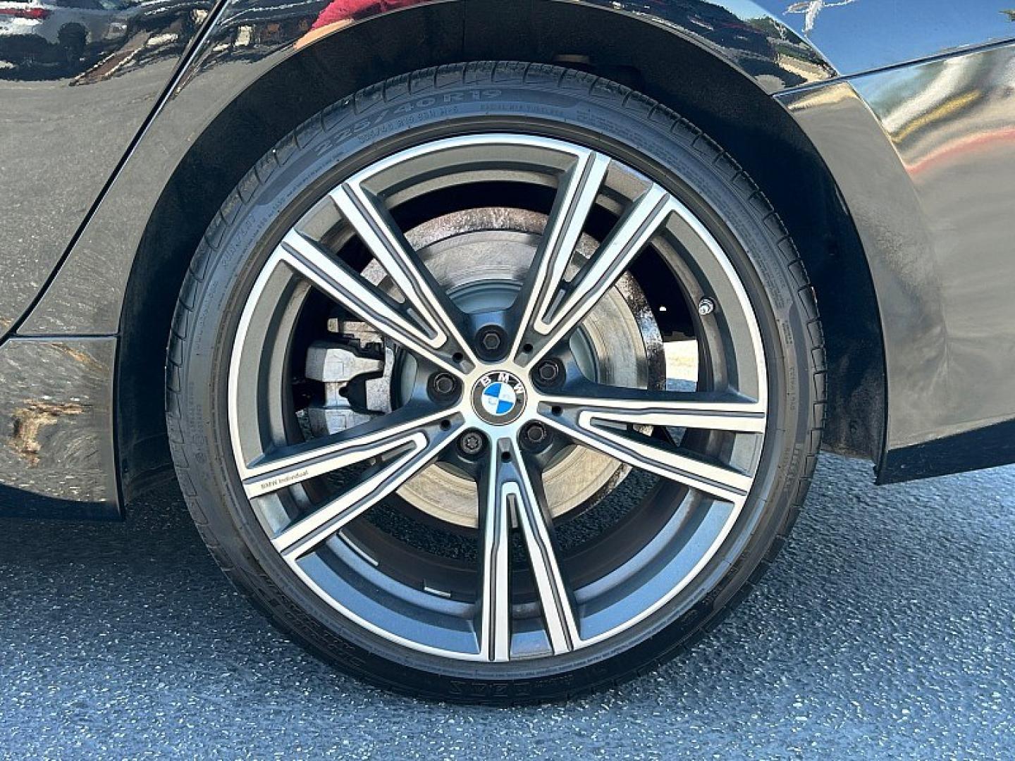 2022 BLACK BMW 3 Series (3MW5R1J06N8) with an 4-Cyl Turbo 2.0 Liter engine, Automatic 8-Spd Sport w/Sport transmission, located at 412 Auto Vista Drive, Palmdale, 93551, (661) 945-0620, 34.592636, -118.136681 - Photo#9