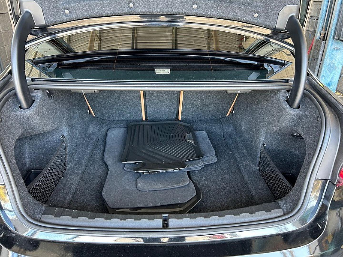 2022 BLACK BMW 3 Series (3MW5R1J06N8) with an 4-Cyl Turbo 2.0 Liter engine, Automatic 8-Spd Sport w/Sport transmission, located at 412 Auto Vista Drive, Palmdale, 93551, (661) 945-0620, 34.592636, -118.136681 - Photo#25