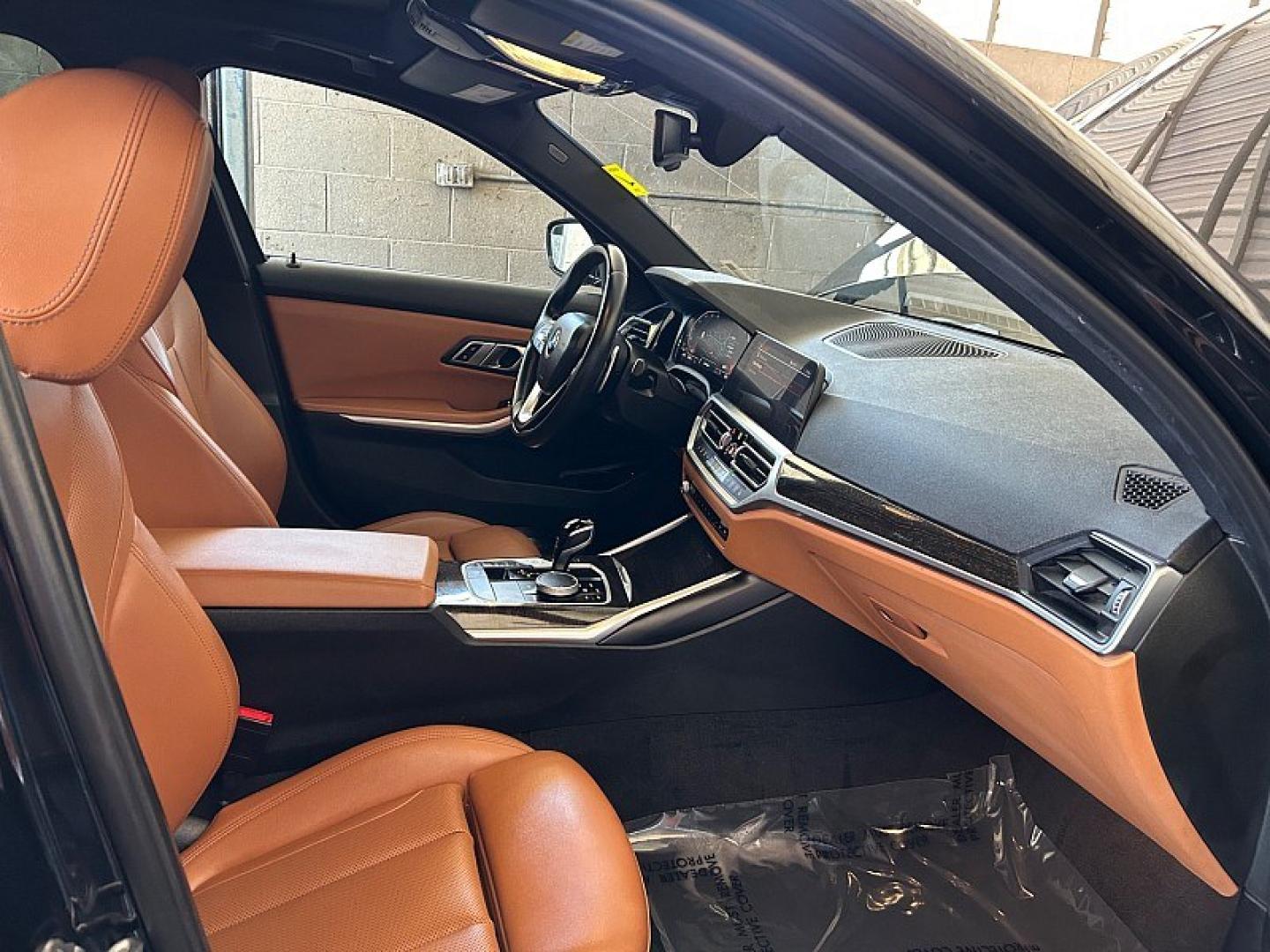 2022 BLACK BMW 3 Series (3MW5R1J06N8) with an 4-Cyl Turbo 2.0 Liter engine, Automatic 8-Spd Sport w/Sport transmission, located at 412 Auto Vista Drive, Palmdale, 93551, (661) 945-0620, 34.592636, -118.136681 - Photo#27
