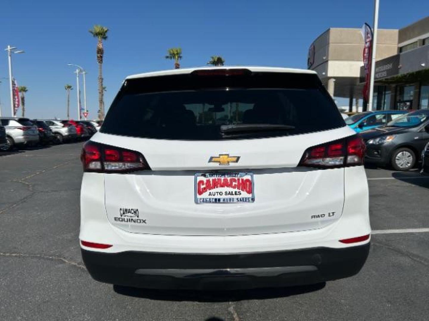 2022 WHITE Chevrolet Equinox (3GNAXUEV1NL) with an 4-Cyl Turbo 1.5 Liter engine, Automatic 6-Spd w/Overdrive transmission, located at 412 Auto Vista Drive, Palmdale, 93551, (661) 945-0620, 34.592636, -118.136681 - Photo#1