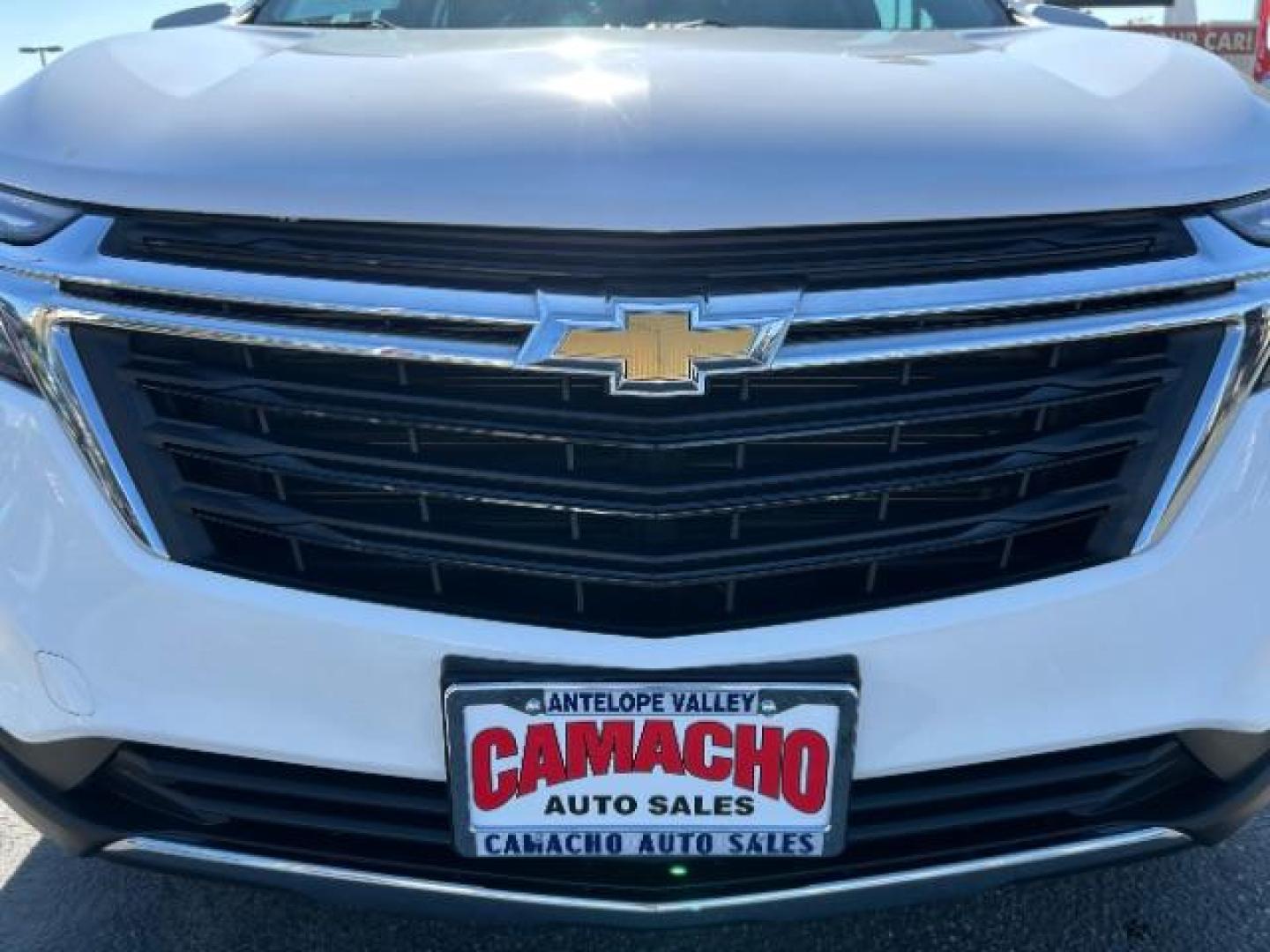 2022 WHITE Chevrolet Equinox (3GNAXUEV1NL) with an 4-Cyl Turbo 1.5 Liter engine, Automatic 6-Spd w/Overdrive transmission, located at 412 Auto Vista Drive, Palmdale, 93551, (661) 945-0620, 34.592636, -118.136681 - Photo#7