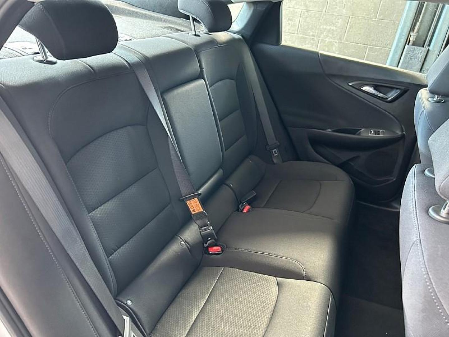 2022 WHITE Chevrolet Malibu (1G1ZD5ST9NF) with an 4-Cyl Turbo 1.5 Liter engine, Automatic CVT transmission, located at 412 Auto Vista Drive, Palmdale, 93551, (661) 945-0620, 34.592636, -118.136681 - Photo#24