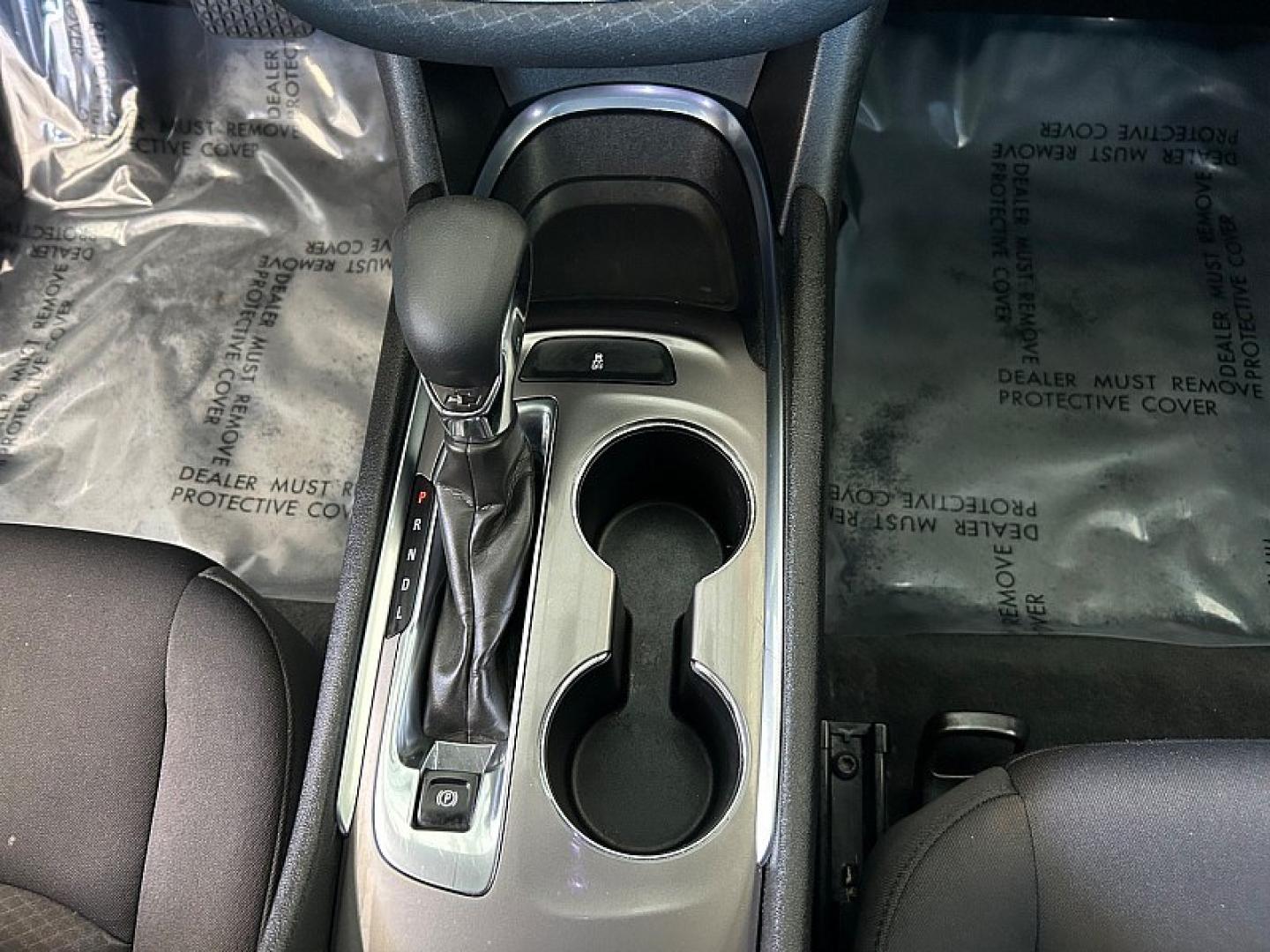 2022 GRAY Chevrolet Malibu (1G1ZD5ST6NF) with an 4-Cyl Turbo 1.5 Liter engine, Automatic CVT transmission, located at 412 Auto Vista Drive, Palmdale, 93551, (661) 945-0620, 34.592636, -118.136681- Photo#18
