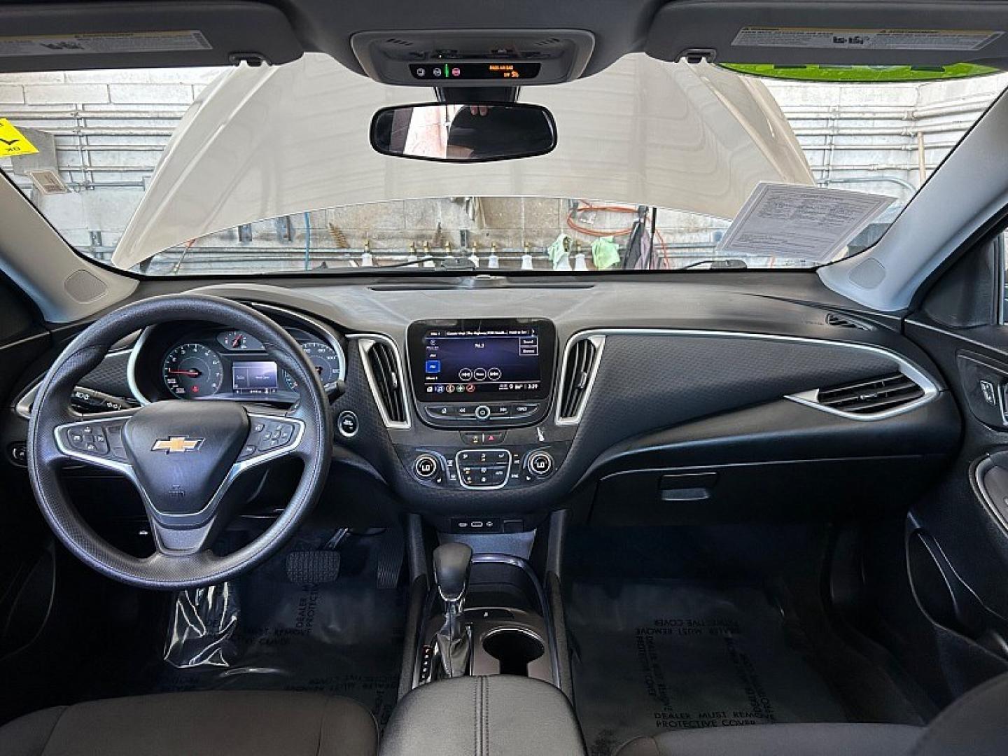 2022 GRAY Chevrolet Malibu (1G1ZD5ST6NF) with an 4-Cyl Turbo 1.5 Liter engine, Automatic CVT transmission, located at 412 Auto Vista Drive, Palmdale, 93551, (661) 945-0620, 34.592636, -118.136681- Photo#22