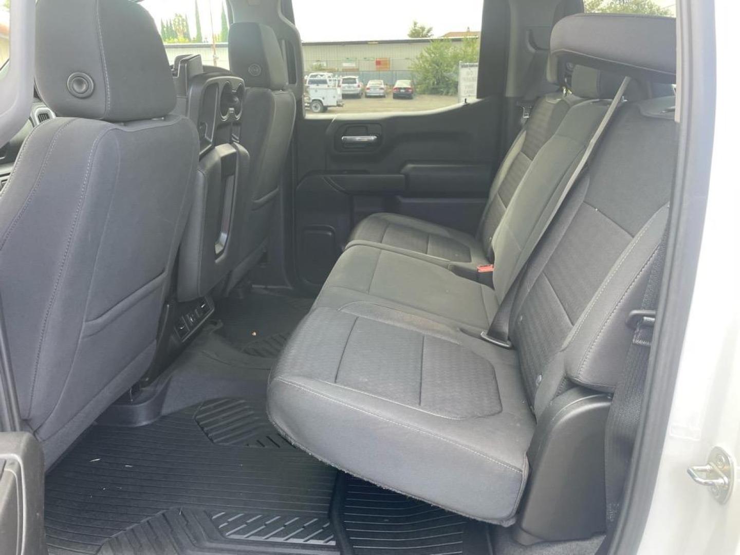 2022 Summit White Chevrolet Silverado 1500 Limited LT (3GCUYDET0NG) with an 3.0L Duramax 3.0L Diesel Turbo I6 277hp 460ft. lbs. Common Rail Direct Injection engine, 10-Speed Shiftable Automatic transmission, located at 800 Riverside Ave, Roseville, CA, 95678, 916-773-4549 & Toll Free: 866-719-4393, 38.732265, -121.291039 - DURAMAX DIESEL CREW CAB 4X4 LT ONE OWNER CLEAN CARFAX - Photo#13