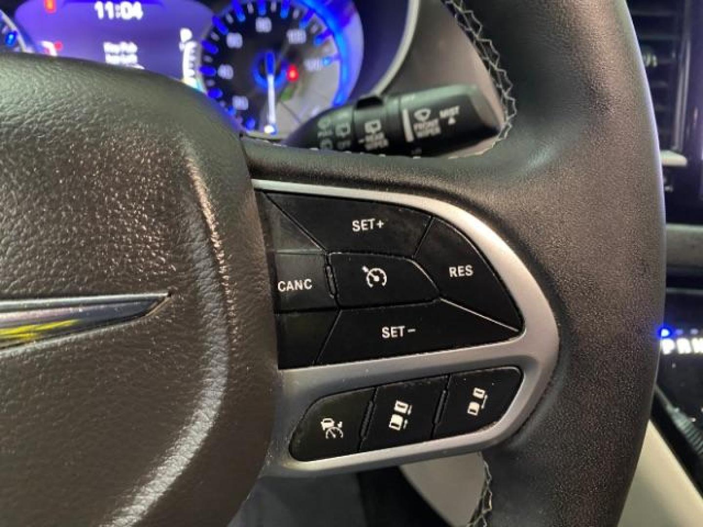 2022 WHITE Chrysler Pacifica (2C4RC1BG2NR) with an V6 3.6 Liter engine, Automatic 9-Spd transmission, located at 412 Auto Vista Drive, Palmdale, 93551, (661) 945-0620, 34.592636, -118.136681 - Photo#23
