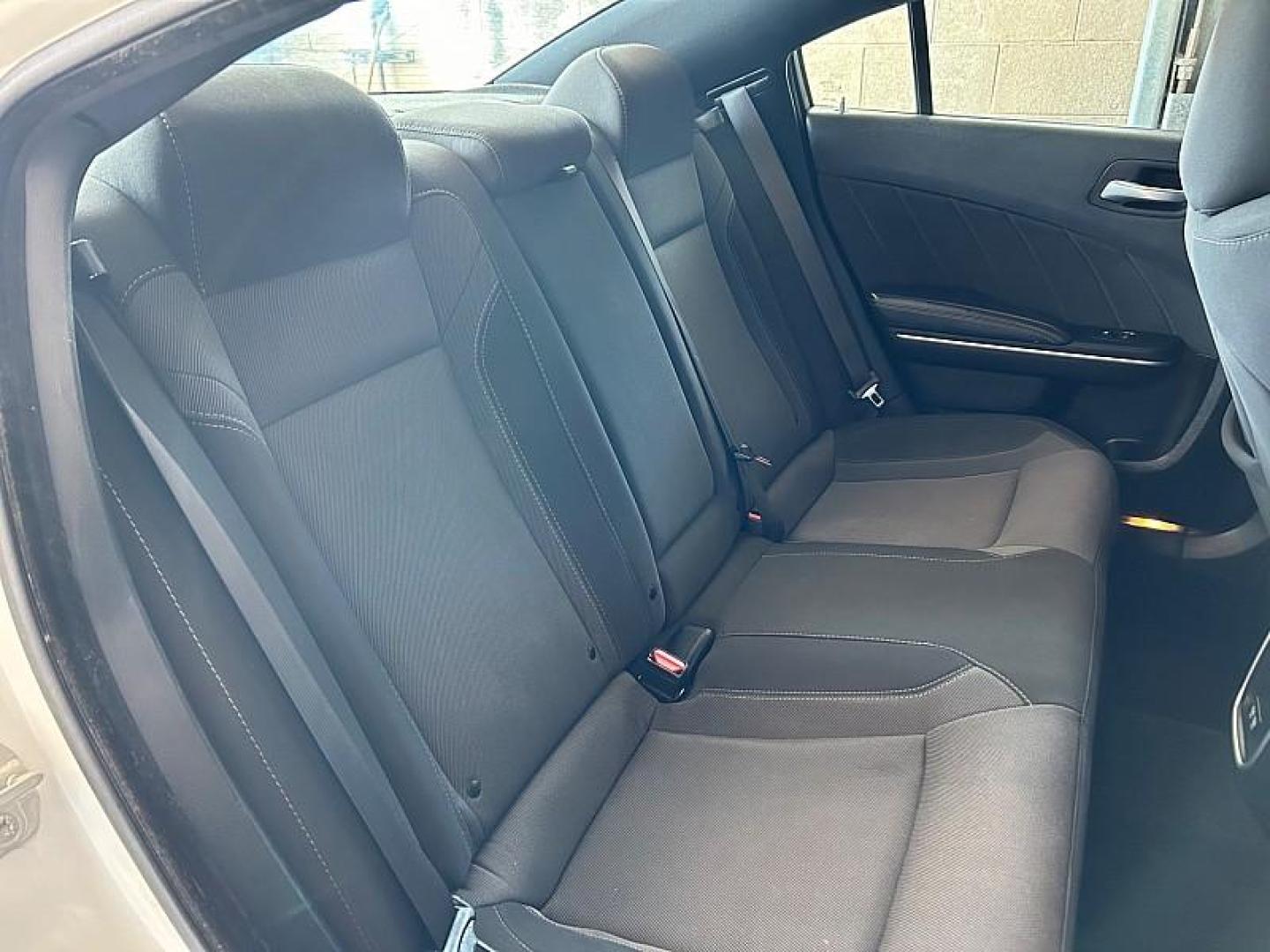 2022 WHITE Dodge Charger (2C3CDXBG9NH) with an V6 3.6 Liter engine, Automatic 8-Spd w/AutoStick transmission, located at 412 Auto Vista Drive, Palmdale, 93551, (661) 945-0620, 34.592636, -118.136681 - Photo#3