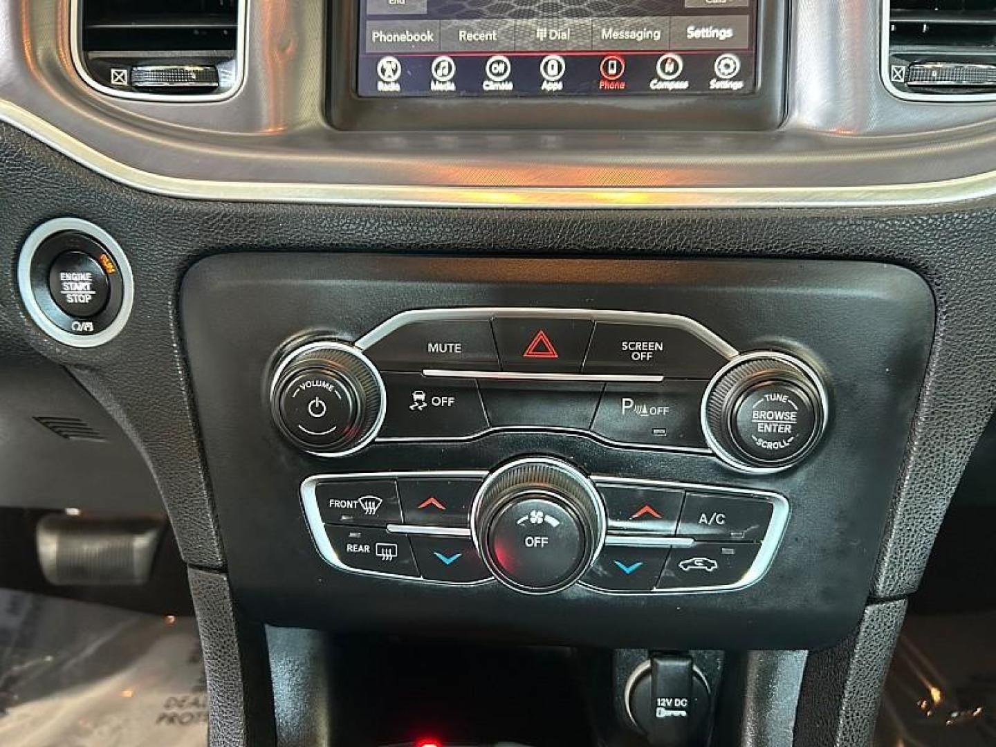 2022 WHITE Dodge Charger (2C3CDXBG9NH) with an V6 3.6 Liter engine, Automatic 8-Spd w/AutoStick transmission, located at 412 Auto Vista Drive, Palmdale, 93551, (661) 945-0620, 34.592636, -118.136681 - Photo#10