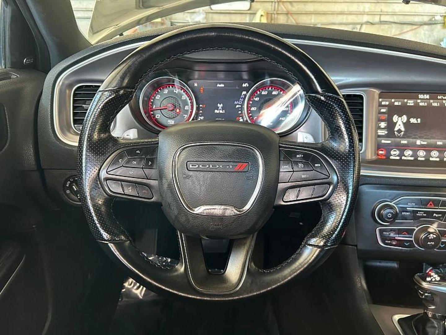 2022 BLACK Dodge Charger (2C3CDXHG8NH) with an V6 3.6 Liter engine, Automatic 8-Spd w/AutoStick transmission, located at 412 Auto Vista Drive, Palmdale, 93551, (661) 945-0620, 34.592636, -118.136681 - Photo#19