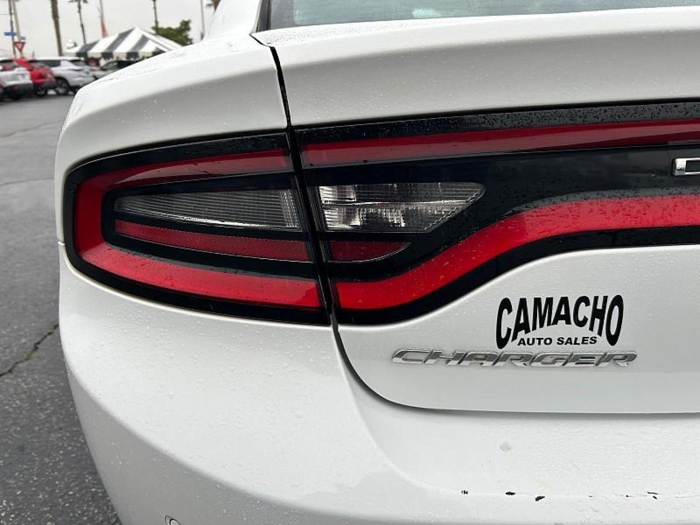 2022 WHITE Dodge Charger (2C3CDXBG5NH) with an V6 3.6 Liter engine, Automatic 8-Spd w/AutoStick transmission, located at 412 Auto Vista Drive, Palmdale, 93551, (661) 945-0620, 34.592636, -118.136681 - Photo#13