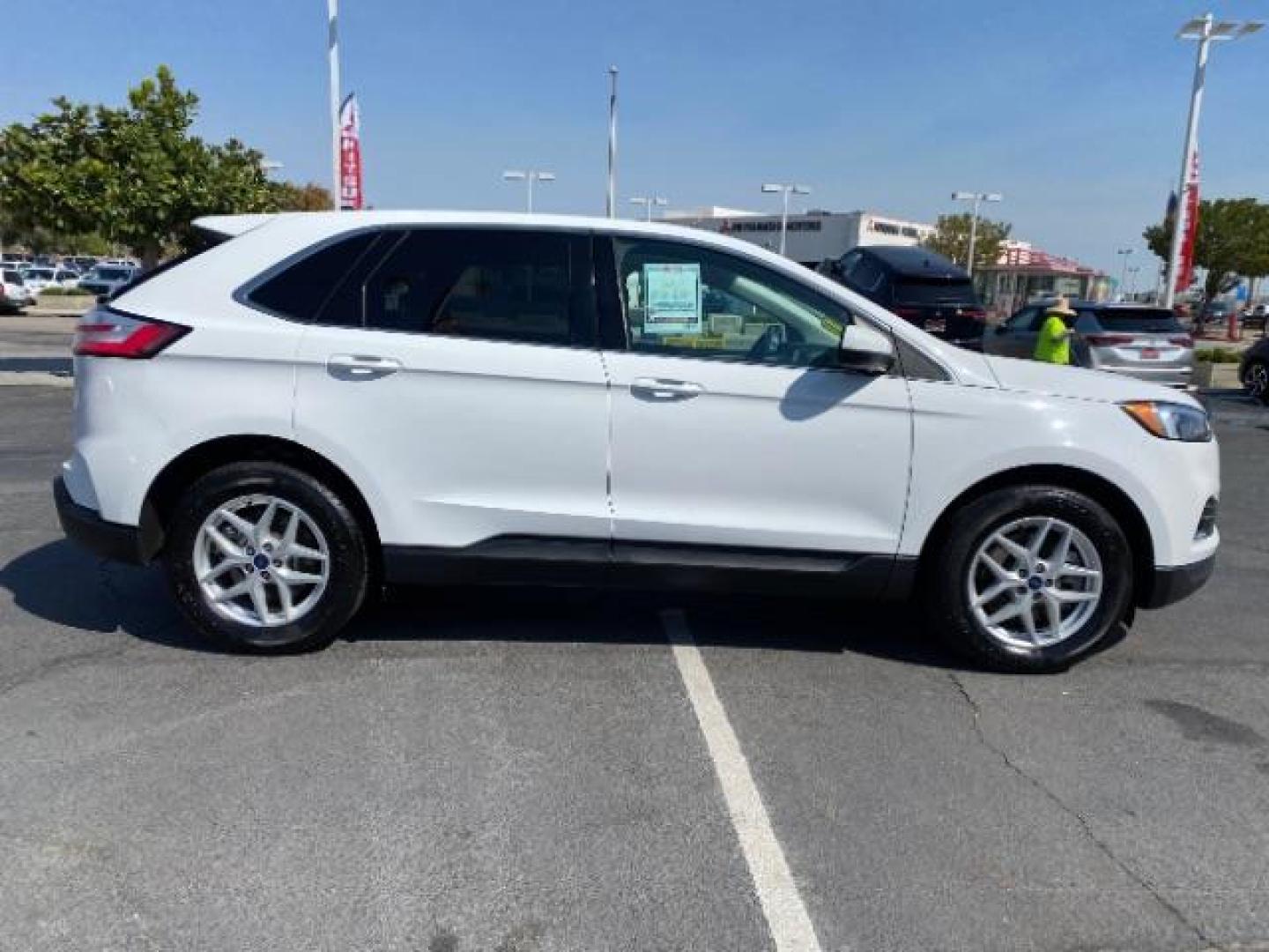 2022 WHITE Ford Edge (2FMPK4J94NB) with an 4-Cyl EcoBoost Turbo 2.0 Liter engine, Automatic 8-Spd transmission, located at 412 Auto Vista Drive, Palmdale, 93551, (661) 945-0620, 34.592636, -118.136681 - Photo#8
