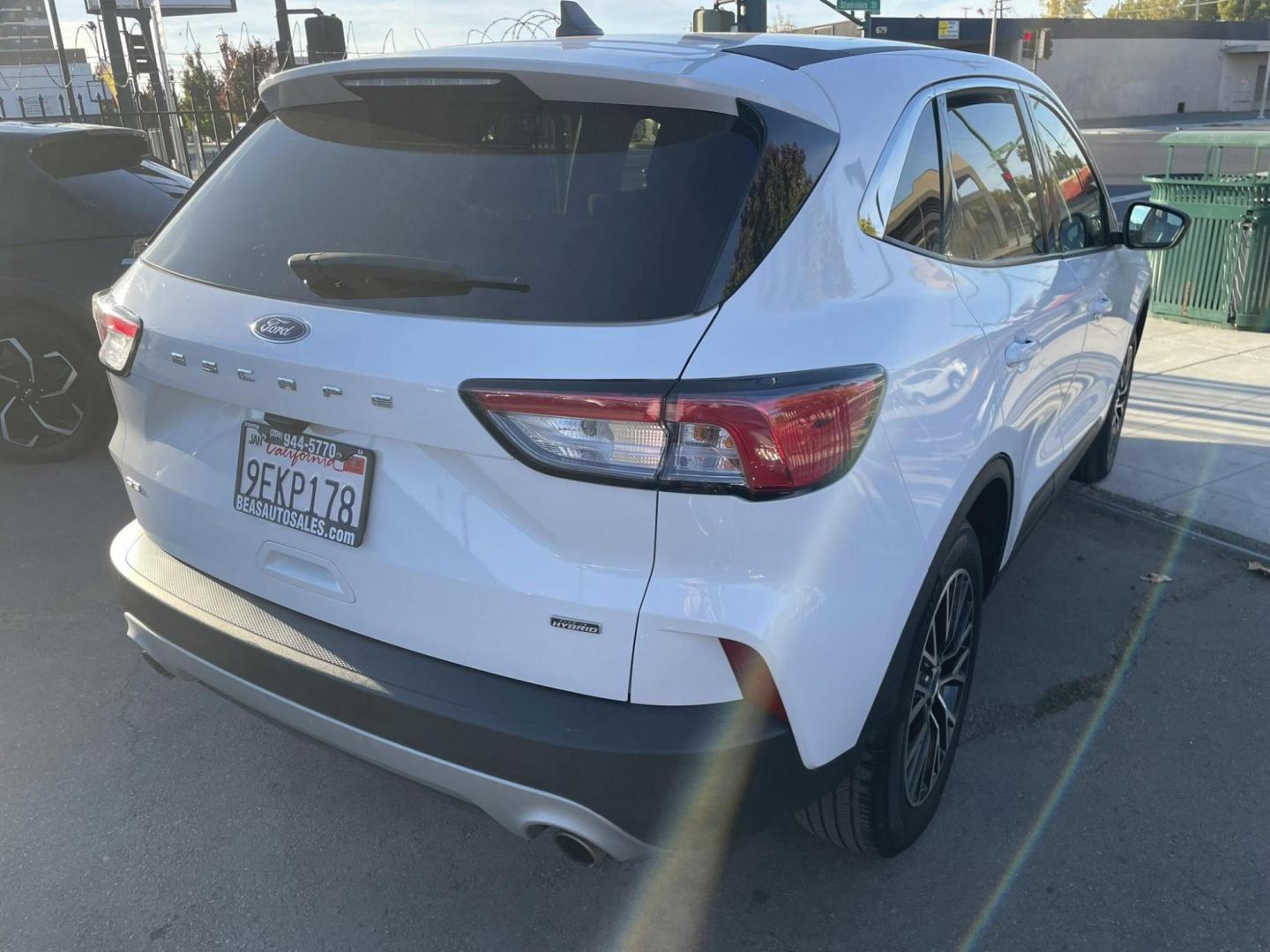 2022 Ford Escape Plug-in Hybrid SE (1FMCU0EZ3NU) with an 2.5L L4 DOHC 16V HYBRID engine, 6A transmission, located at 744 E Miner Ave, Stockton, CA, 95202, (209) 944-5770, 37.956863, -121.282082 - PLUS TAXES AND FEES - Photo#9