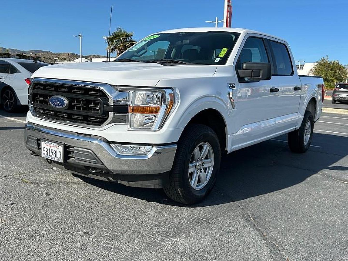 2022 WHITE Ford F-150 4WD (1FTFW1E56NK) , Automatic 10-Spd transmission, located at 412 Auto Vista Drive, Palmdale, 93551, (661) 945-0620, 34.592636, -118.136681 - Photo#2