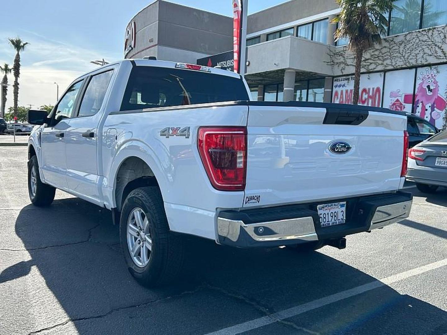 2022 WHITE Ford F-150 4WD (1FTFW1E56NK) , Automatic 10-Spd transmission, located at 412 Auto Vista Drive, Palmdale, 93551, (661) 945-0620, 34.592636, -118.136681 - Photo#4
