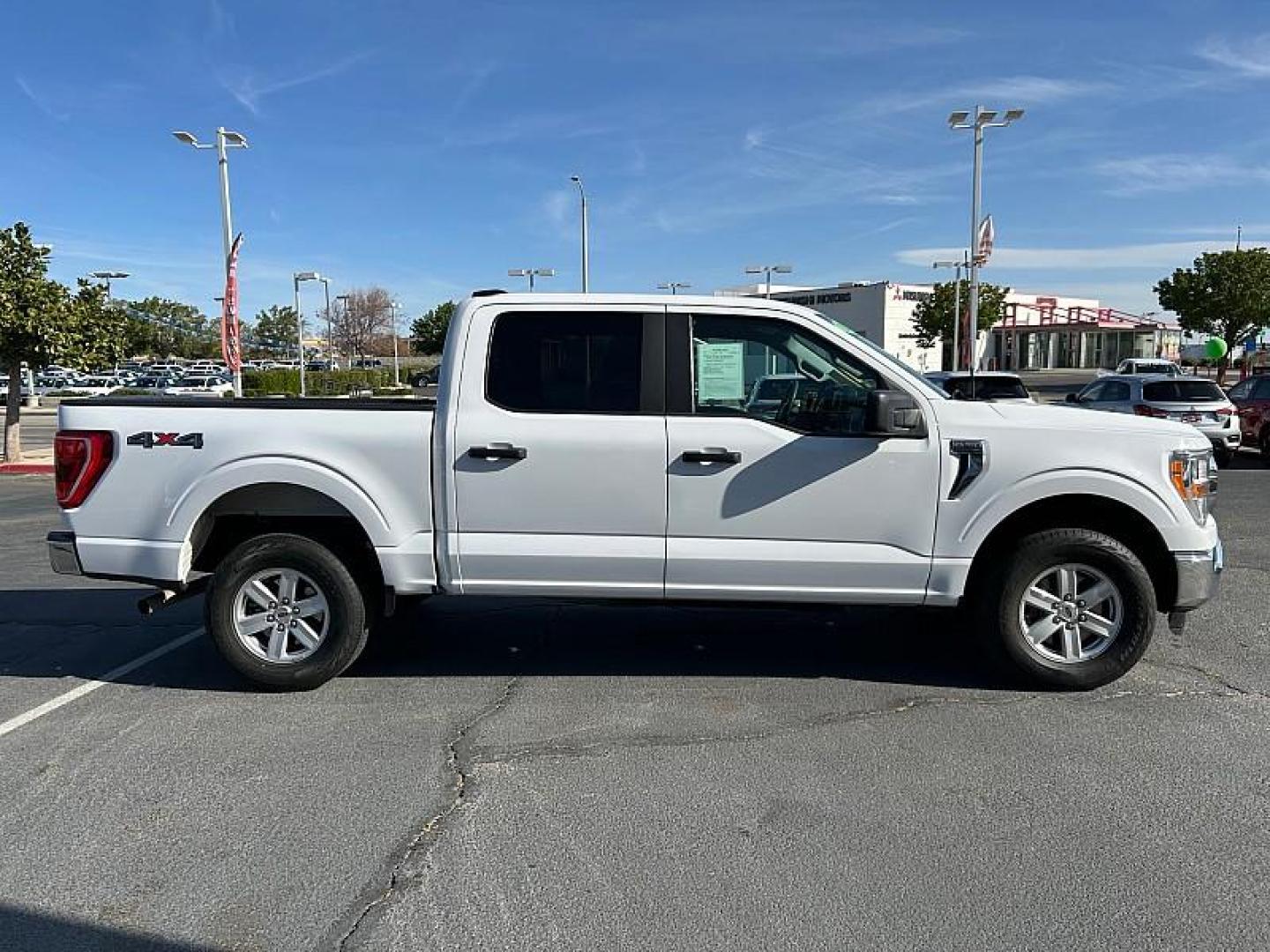2022 WHITE Ford F-150 4WD (1FTFW1E56NK) , Automatic 10-Spd transmission, located at 412 Auto Vista Drive, Palmdale, 93551, (661) 945-0620, 34.592636, -118.136681 - Photo#7