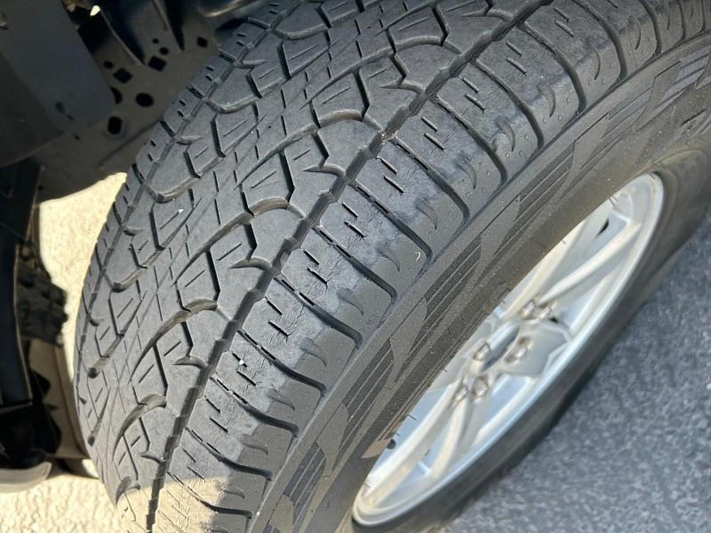 2022 WHITE Ford F-150 4WD (1FTFW1E56NK) , Automatic 10-Spd transmission, located at 412 Auto Vista Drive, Palmdale, 93551, (661) 945-0620, 34.592636, -118.136681 - Photo#10