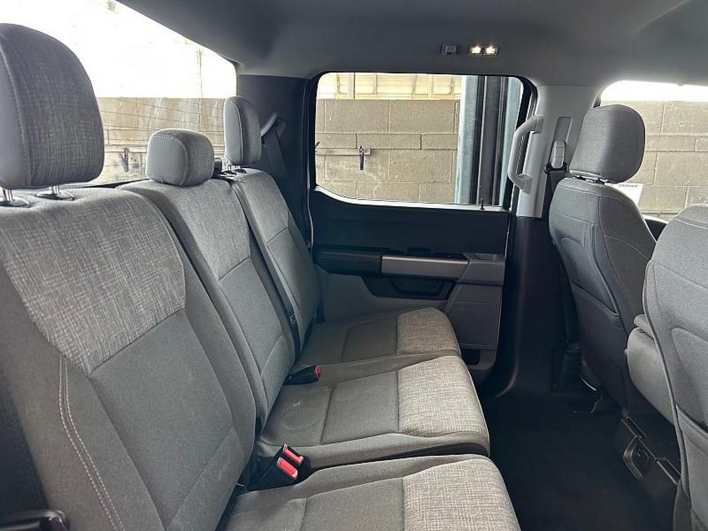 2022 WHITE Ford F-150 4WD (1FTFW1E56NK) , Automatic 10-Spd transmission, located at 412 Auto Vista Drive, Palmdale, 93551, (661) 945-0620, 34.592636, -118.136681 - Photo#28