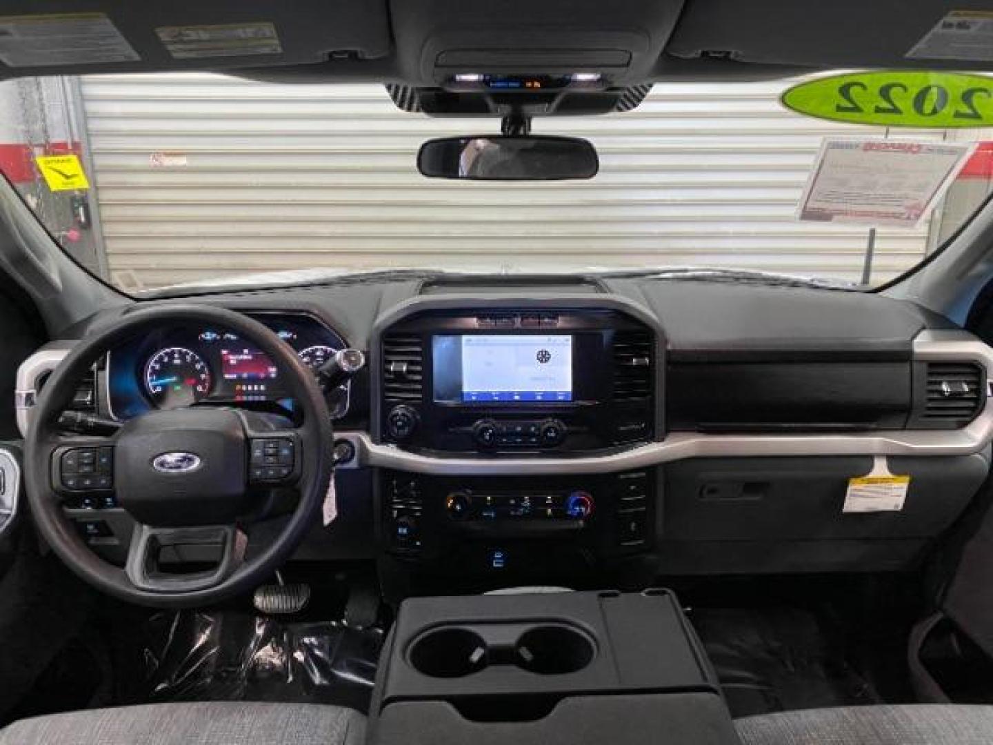 2022 WHITE Ford F-150 4WD (1FTFW1E56NK) , Automatic 10-Spd transmission, located at 412 Auto Vista Drive, Palmdale, 93551, (661) 945-0620, 34.592636, -118.136681 - Photo#4