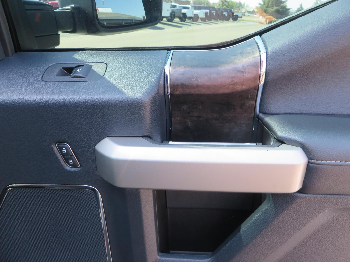 2022 SILVER /BLACK Ford F-250 SD Lariat Crew Cab 4WD (1FT8W2BT6NE) with an 6.7L V8 OHV 16V DIESEL engine, 6A transmission, located at 2630 Grass Valley Highway, Auburn, CA, 95603, (530) 508-5100, 38.937893, -121.095482 - Dont miss this F-250 sitting on a Carli Back Country suspension system, Fox remote reservoir shocks, Radius arms, Deaver rear springs, Torsion sway bar, upper and lower stabilizers, 37" Toyo RT Trail tires, 17" Innov8 G500 wheels, Baja Designs Fog light kit, Diamondback bedcover, Bed Molle panels, - Photo#62