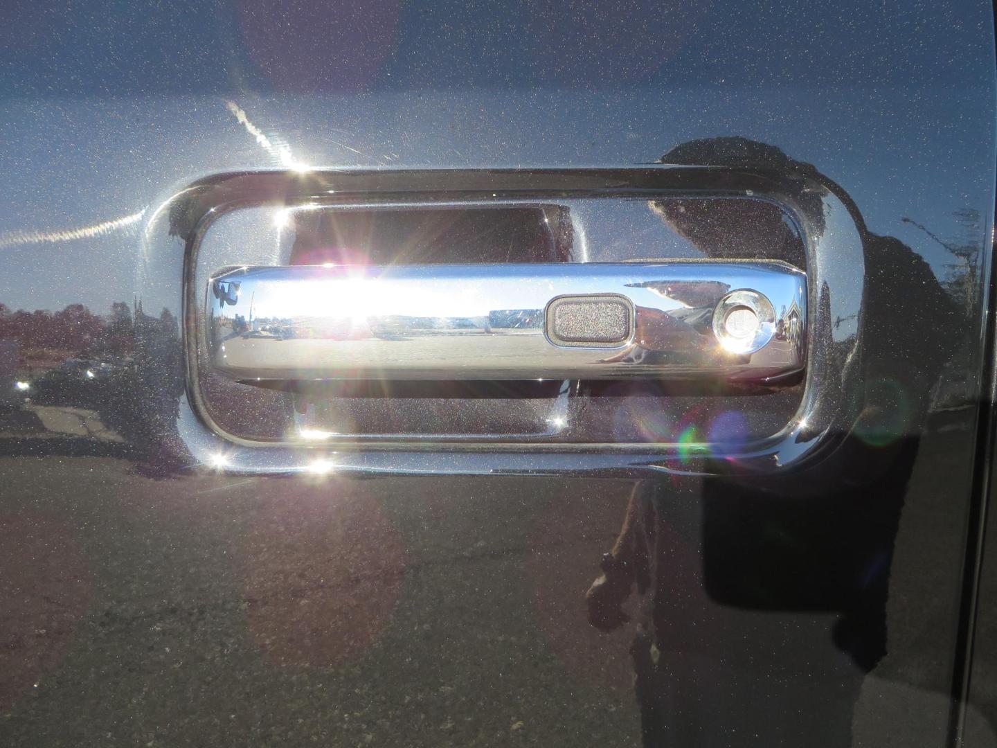 2022 BLACK /BLACK Ford F-250 SD Platinum Tremor Crew Cab Short Bed 4WD (1FT8W2BT2NE) with an 6.7L V8 OHV 16V DIESEL engine, 10 speed transmission, located at 2630 Grass Valley Highway, Auburn, CA, 95603, (530) 508-5100, 38.937893, -121.095482 - Features - BDS 4" Radius arm suspension system, Fox 2.0 shocks, Dual Fox steering stabilizers, 37" Nitto Ridge Grappler tires, 20" Fuel Rebel wheels, Airlift air bags, Airlift wireless 1 compressor, and window tint. - Photo#20