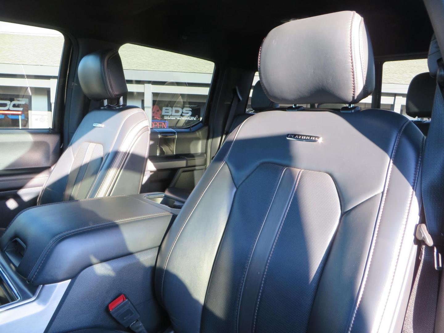 2022 BLACK /BLACK Ford F-250 SD Platinum Tremor Crew Cab Short Bed 4WD (1FT8W2BT2NE) with an 6.7L V8 OHV 16V DIESEL engine, 10 speed transmission, located at 2630 Grass Valley Highway, Auburn, CA, 95603, (530) 508-5100, 38.937893, -121.095482 - Features - BDS 4" Radius arm suspension system, Fox 2.0 shocks, Dual Fox steering stabilizers, 37" Nitto Ridge Grappler tires, 20" Fuel Rebel wheels, Airlift air bags, Airlift wireless 1 compressor, and window tint. - Photo#27