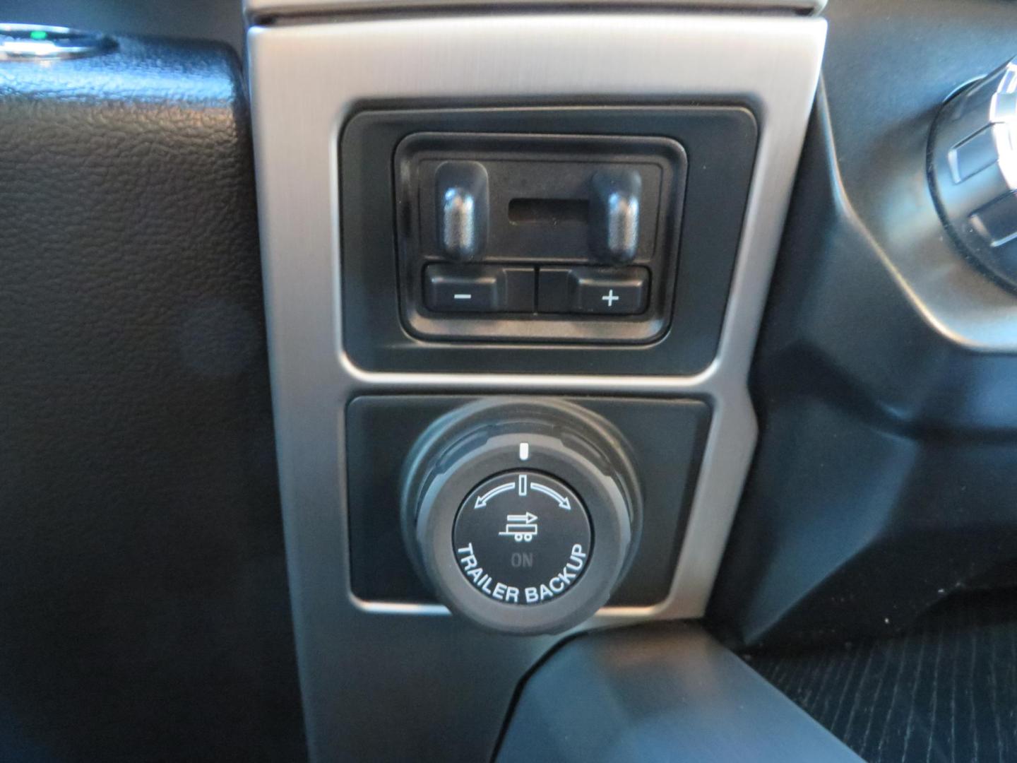 2022 BLACK /BLACK Ford F-250 SD Platinum Tremor Crew Cab Short Bed 4WD (1FT8W2BT2NE) with an 6.7L V8 OHV 16V DIESEL engine, 10 speed transmission, located at 2630 Grass Valley Highway, Auburn, CA, 95603, (530) 508-5100, 38.937893, -121.095482 - Features - BDS 4" Radius arm suspension system, Fox 2.0 shocks, Dual Fox steering stabilizers, 37" Nitto Ridge Grappler tires, 20" Fuel Rebel wheels, Airlift air bags, Airlift wireless 1 compressor, and window tint. - Photo#43